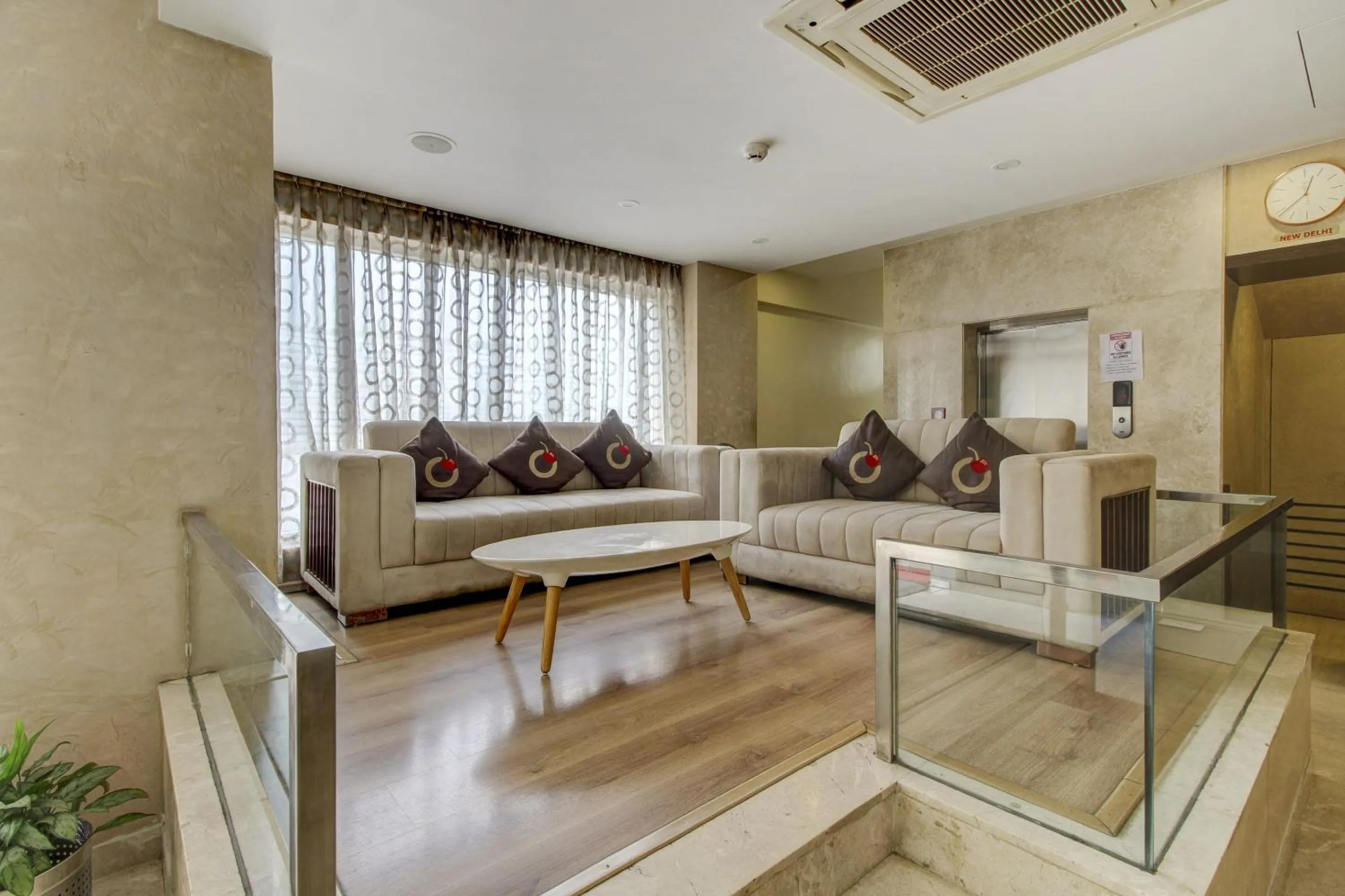 Other in La Sara Regent