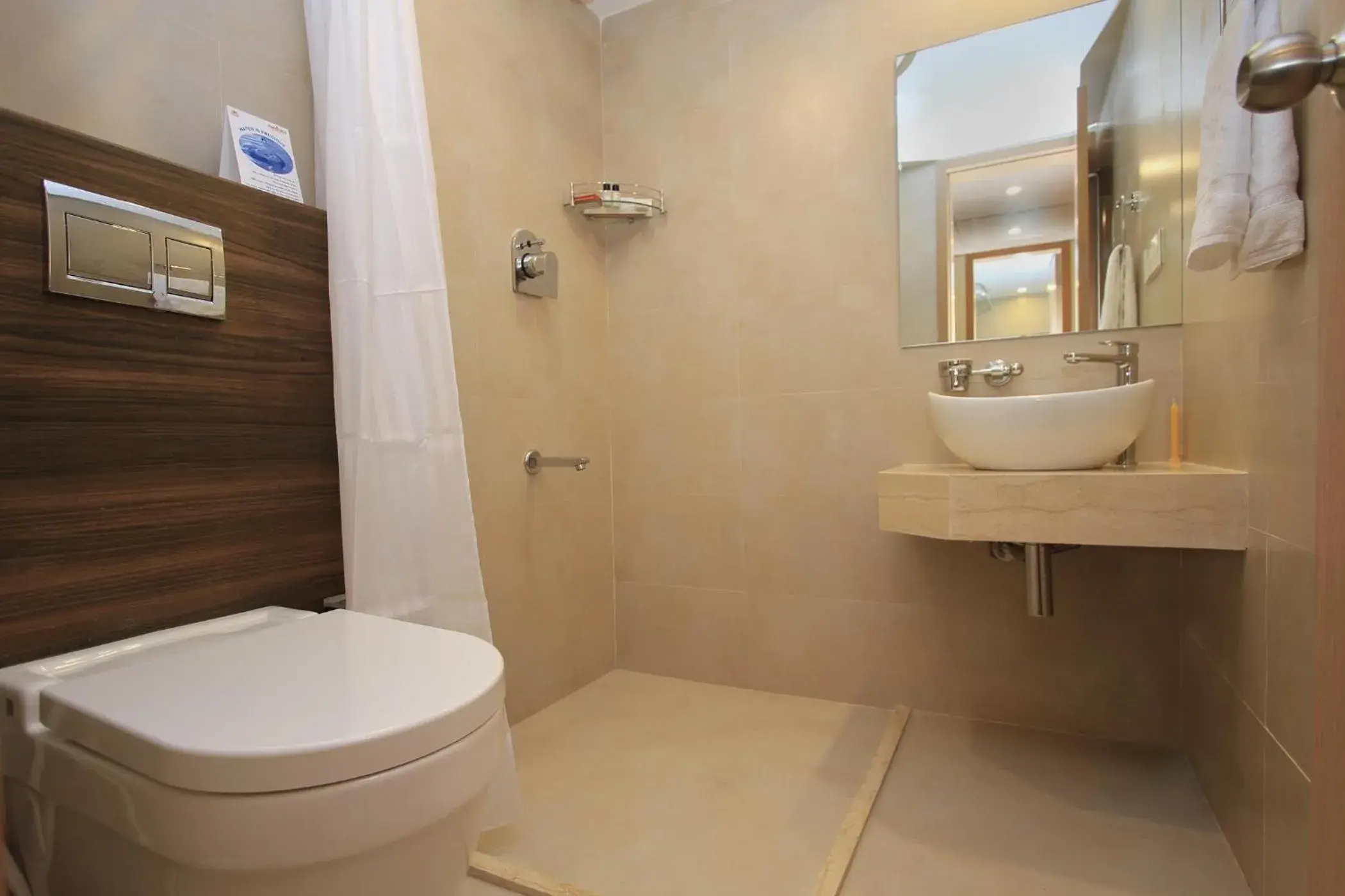 Standard Single Room - single occupancy in La Sara Regent Standard Single Room - single occupancy in La Sara Regent