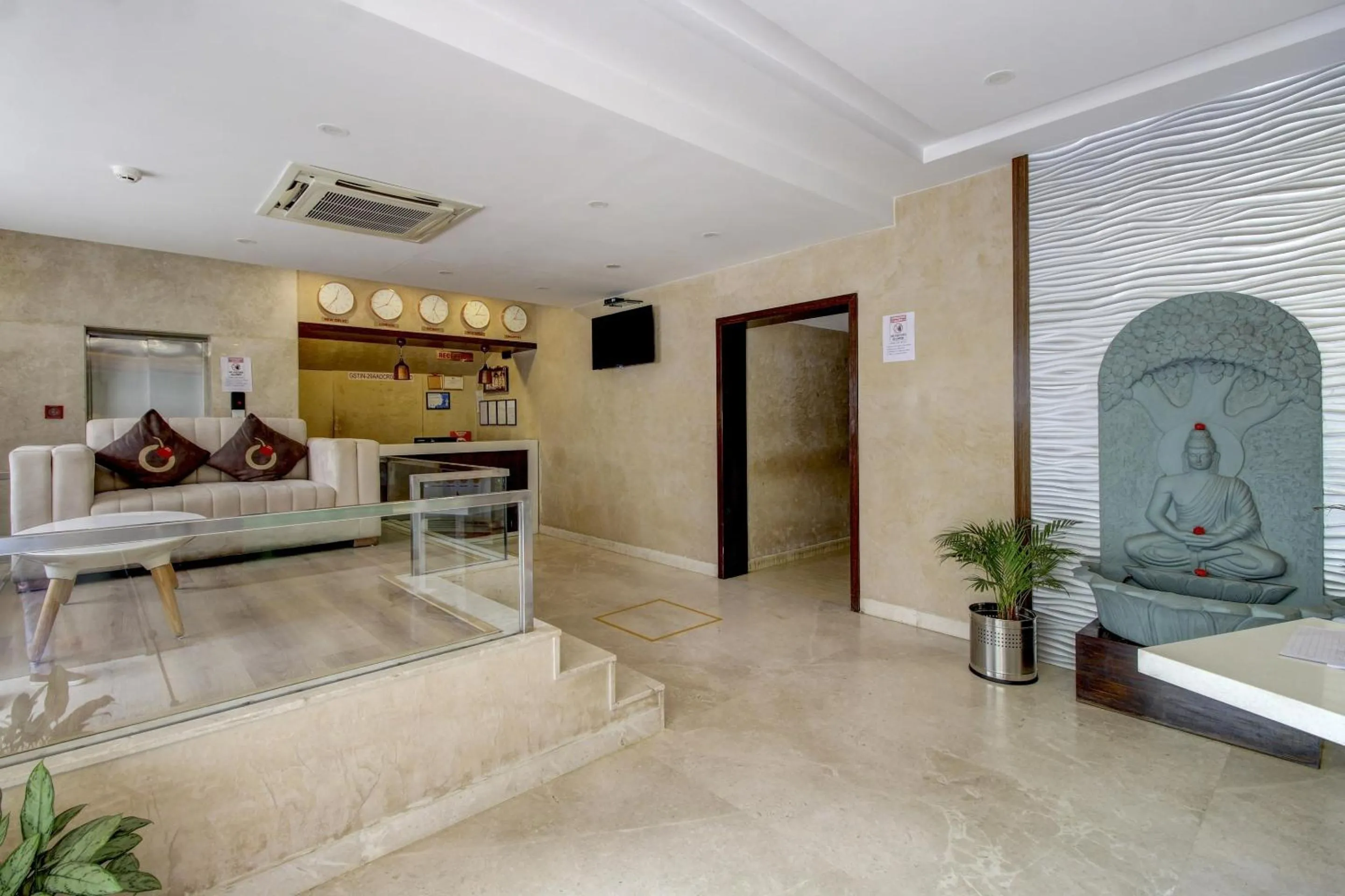 Other in La Sara Regent