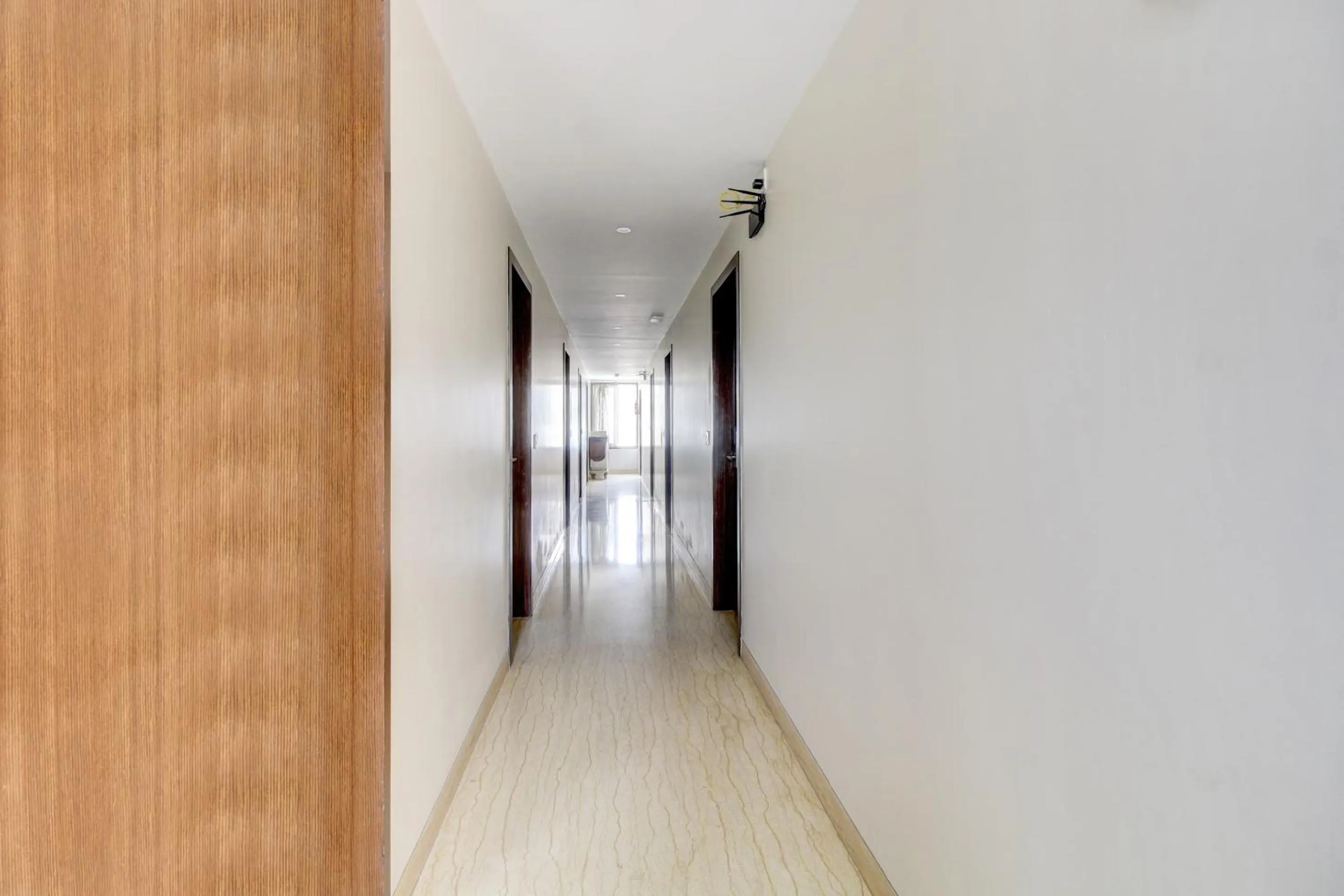 Lobby or reception in La Sara Regent