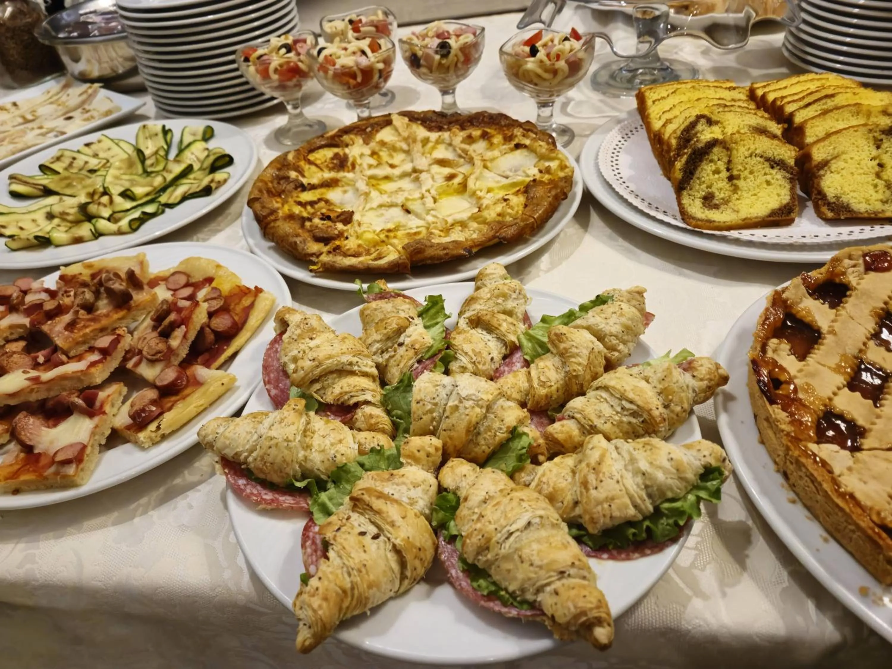 Breakfast in Hotel Junior