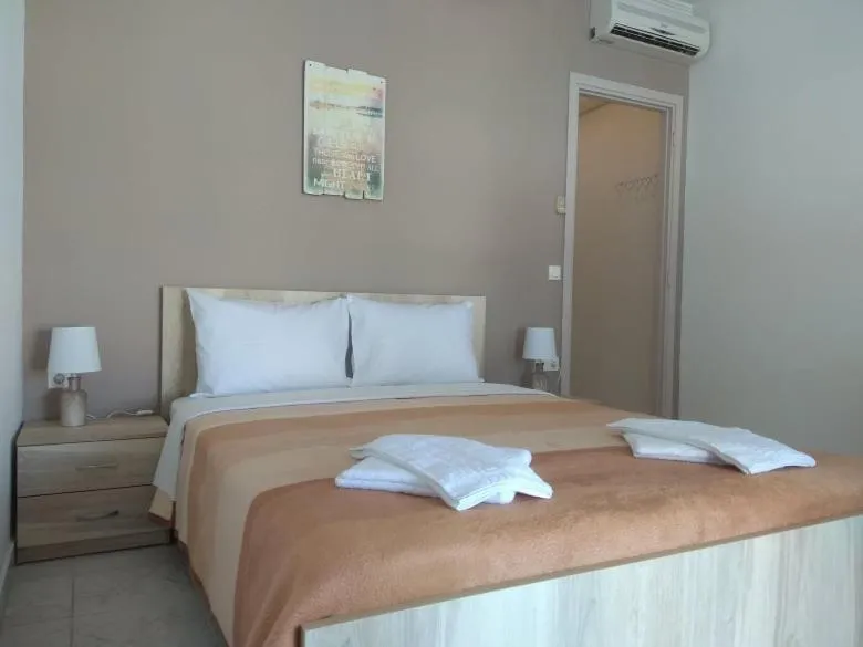 Bed in Egrypos Hotel