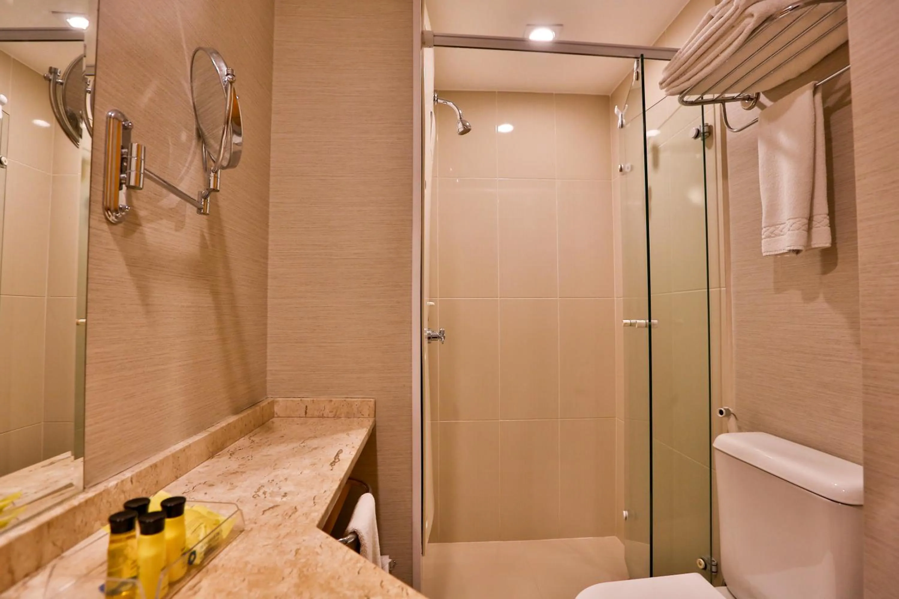 Bathroom in Transamerica Executive Jardins