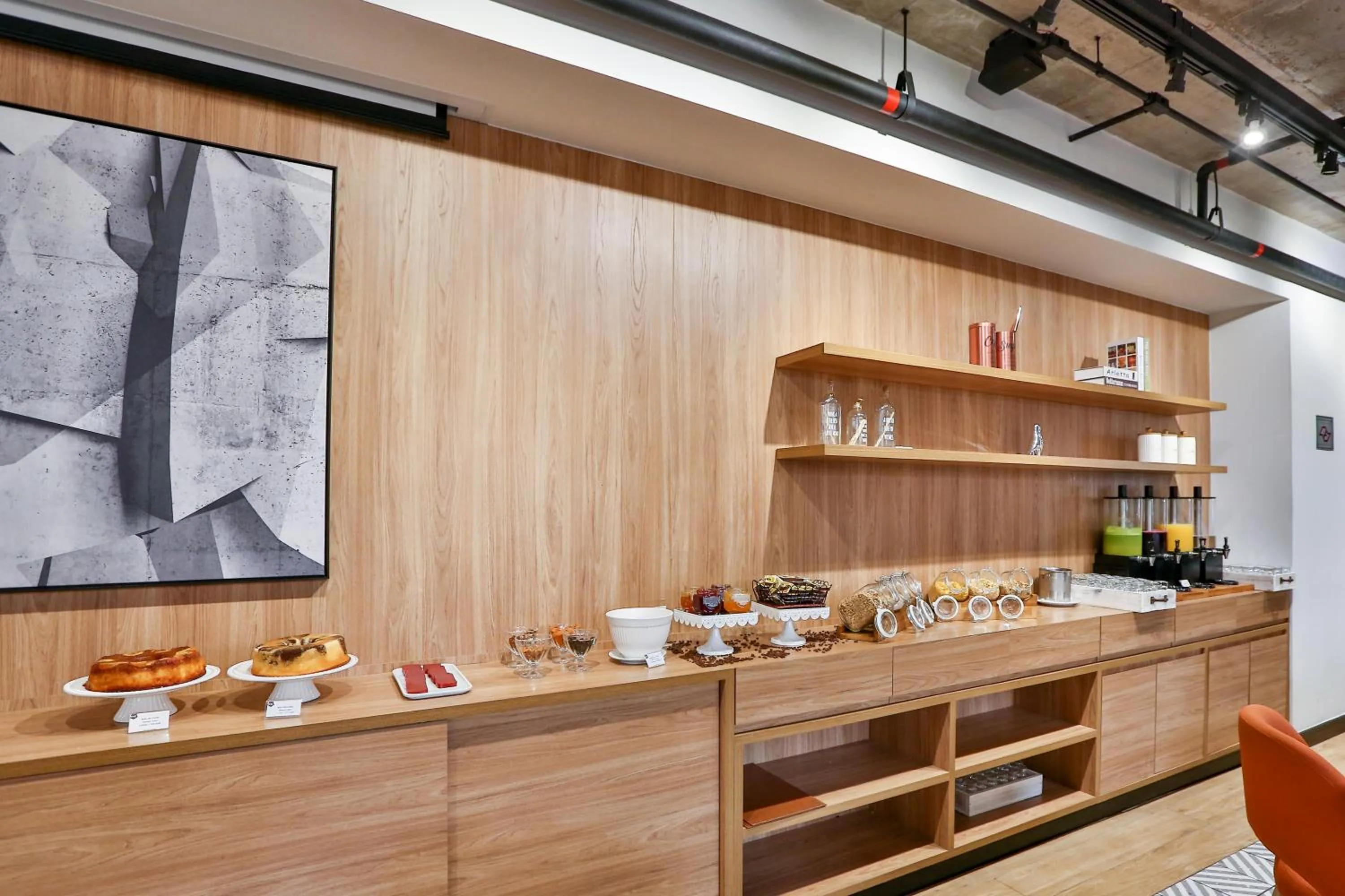 Breakfast in Transamerica Executive Jardins