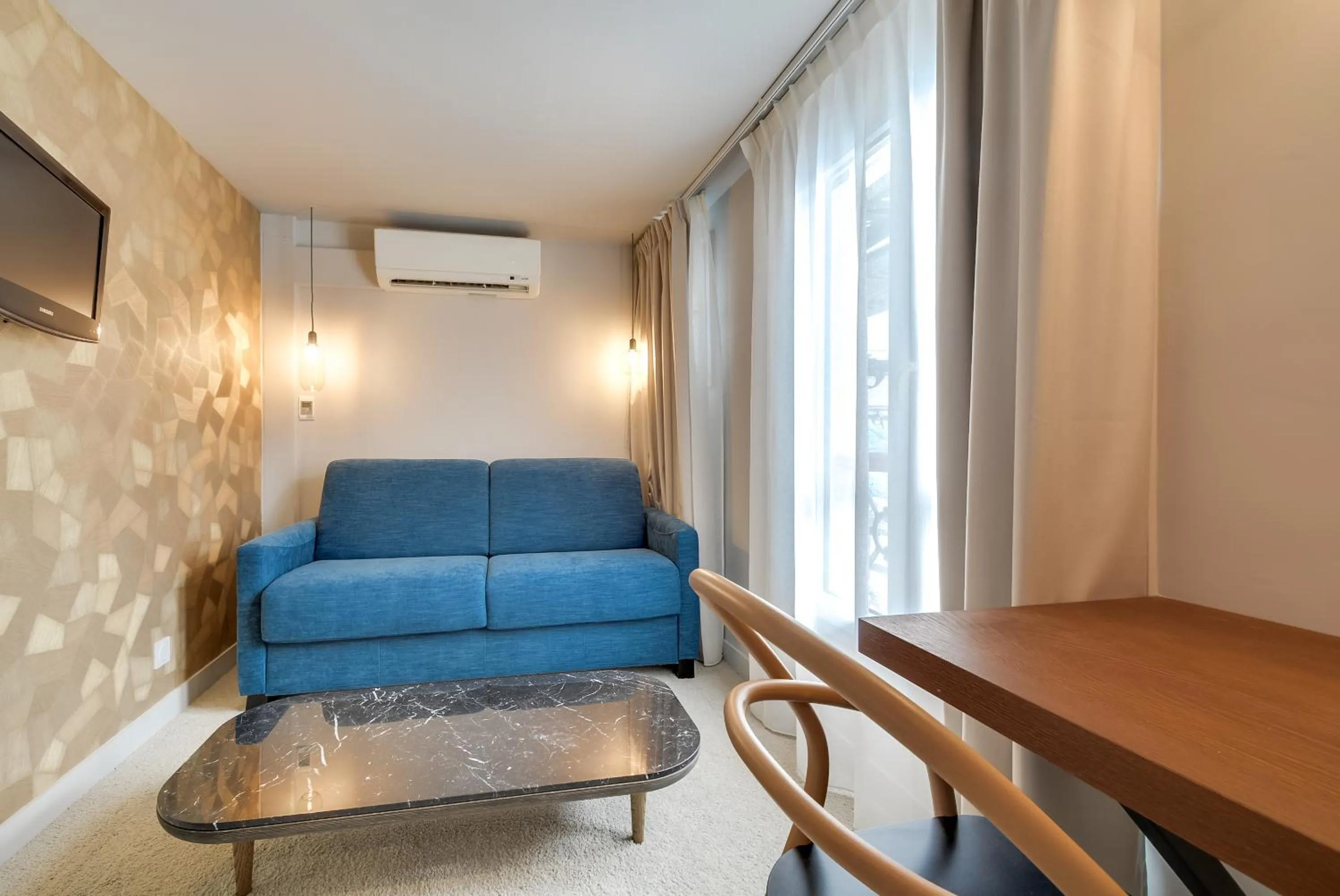 Living room in WIT Hotel