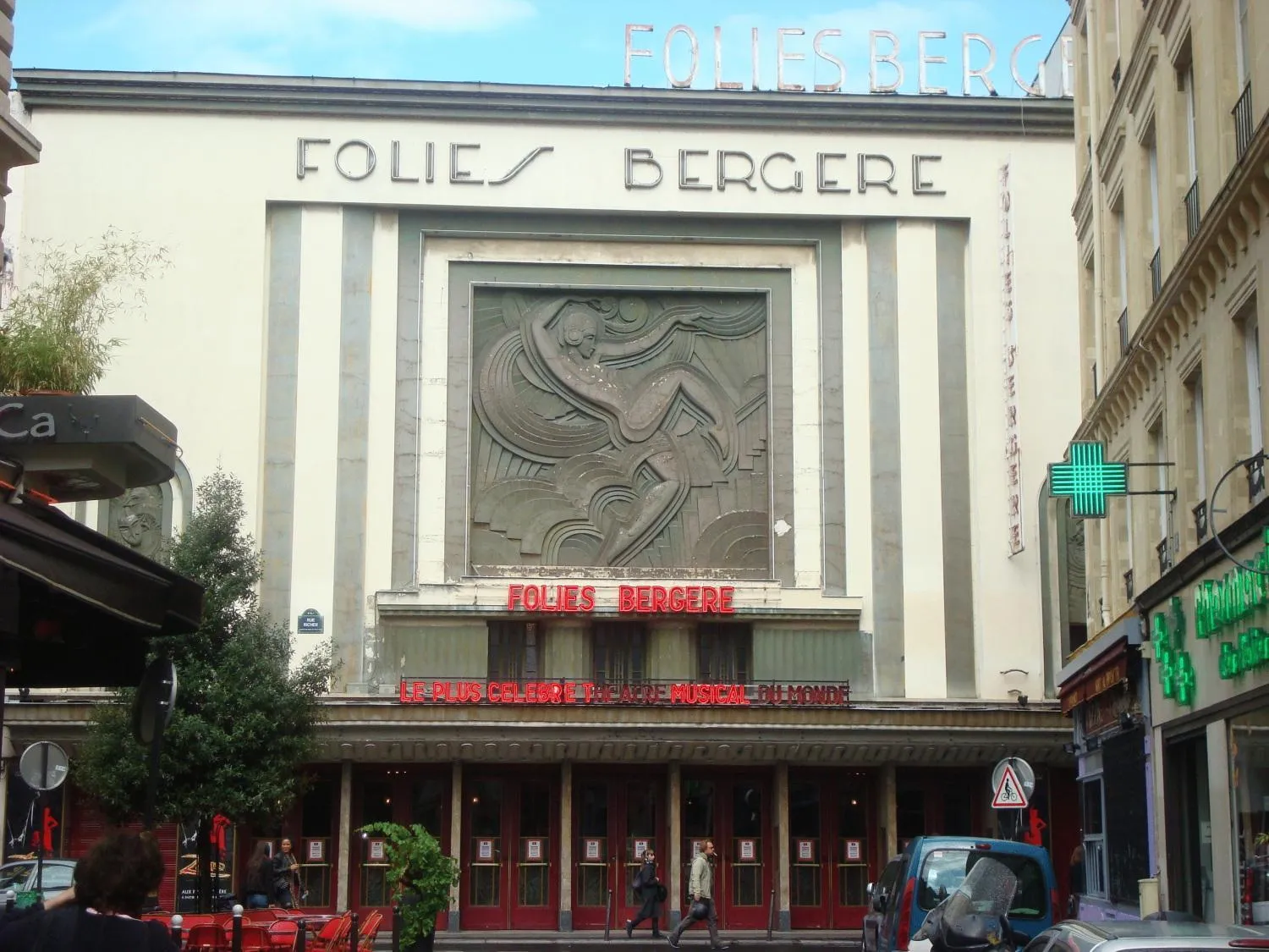 Area and facilities in WIT Hotel