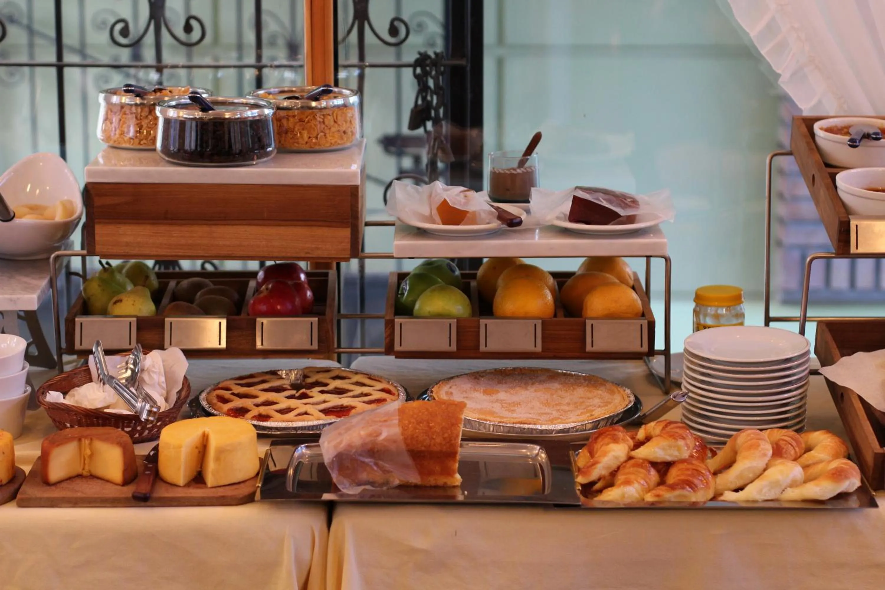 Buffet breakfast in Hosteria Angelina