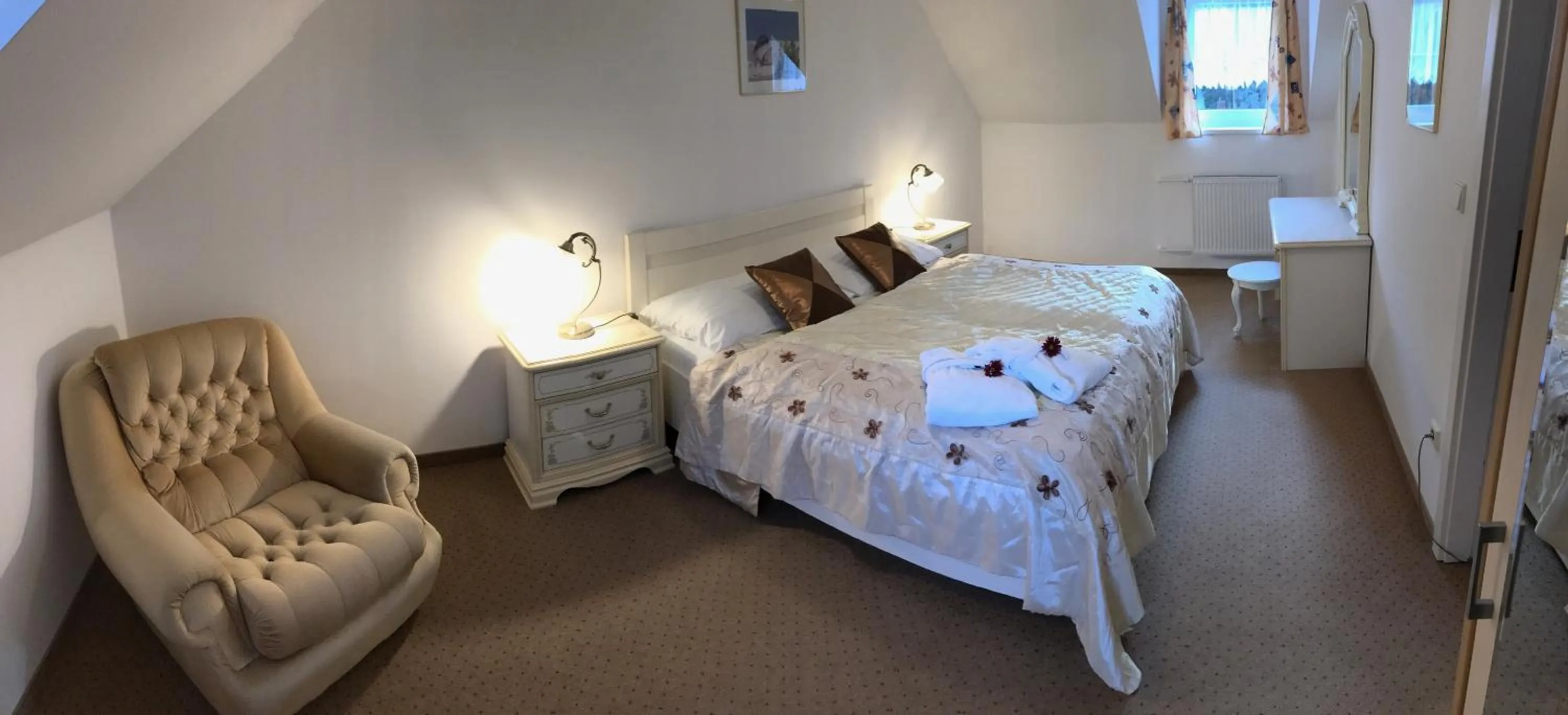 Bedroom, Bed in Spa & Wellness Hotel Harmonie