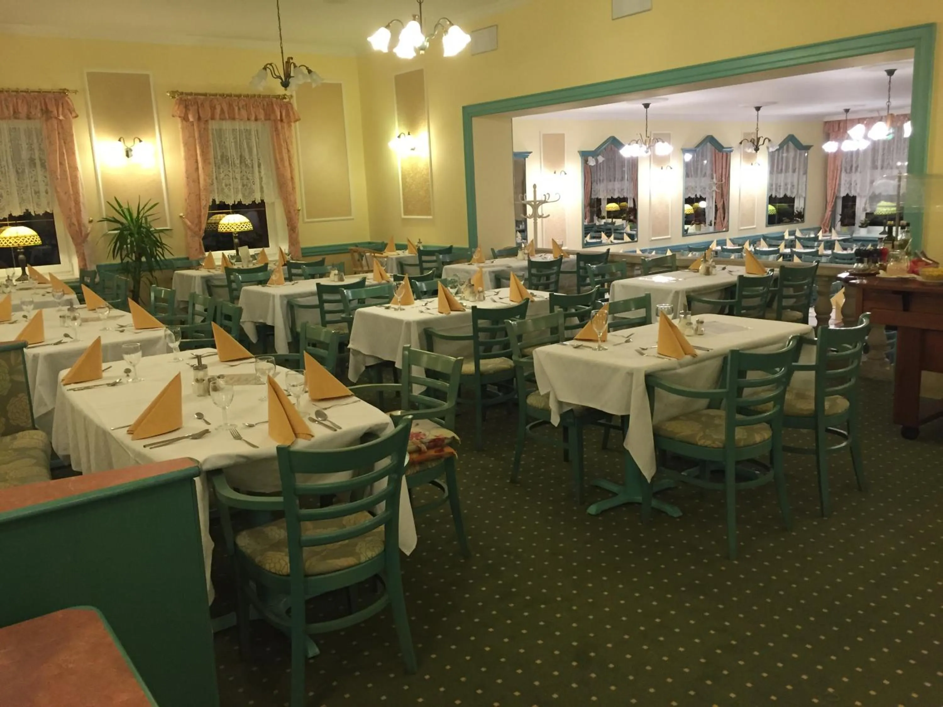 Restaurant/places to eat in Spa & Wellness Hotel Harmonie