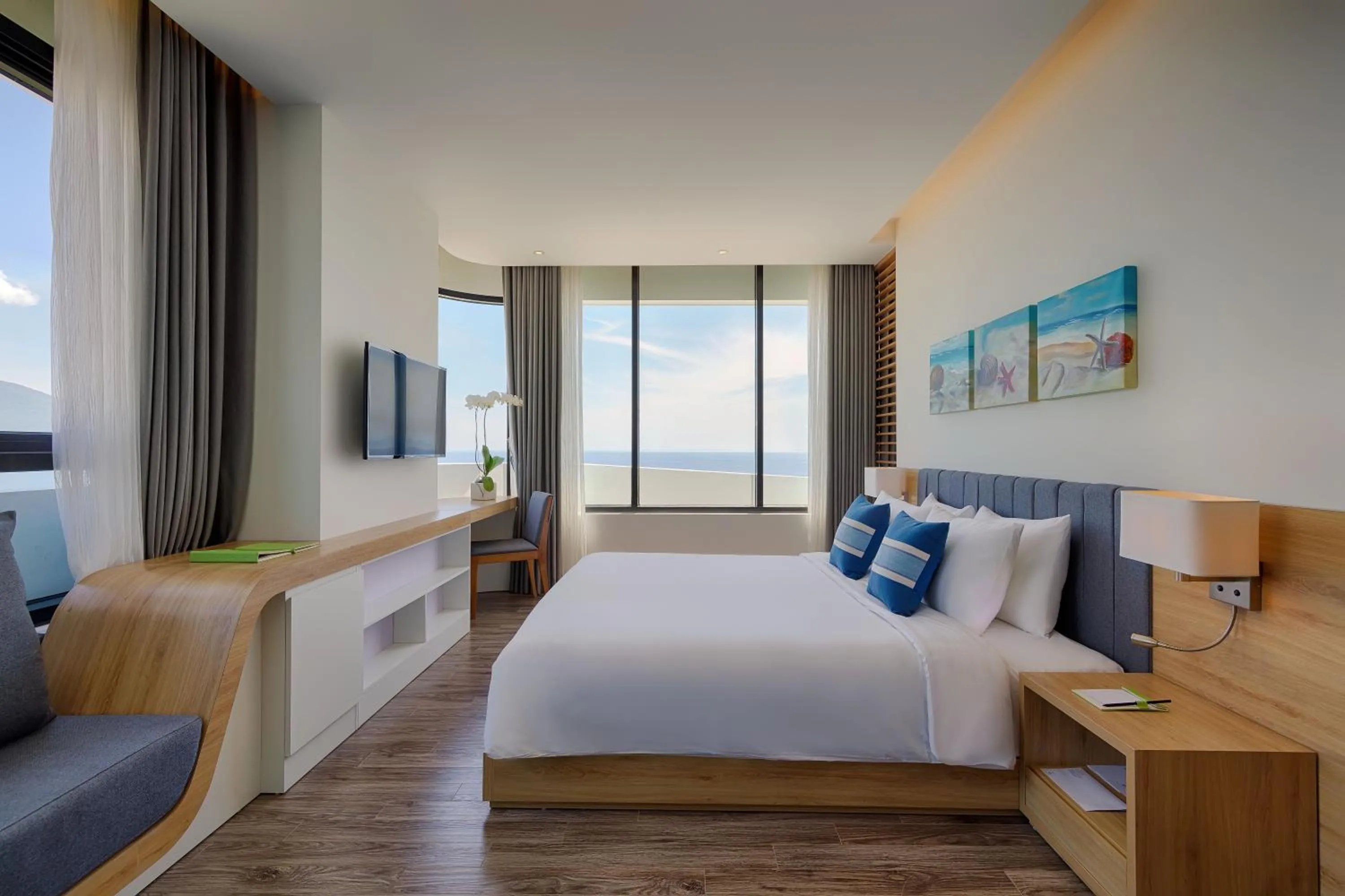 Bedroom, Bed in Parosand Da Nang Hotel -Belle Maison Parosand Da Nang Hotel