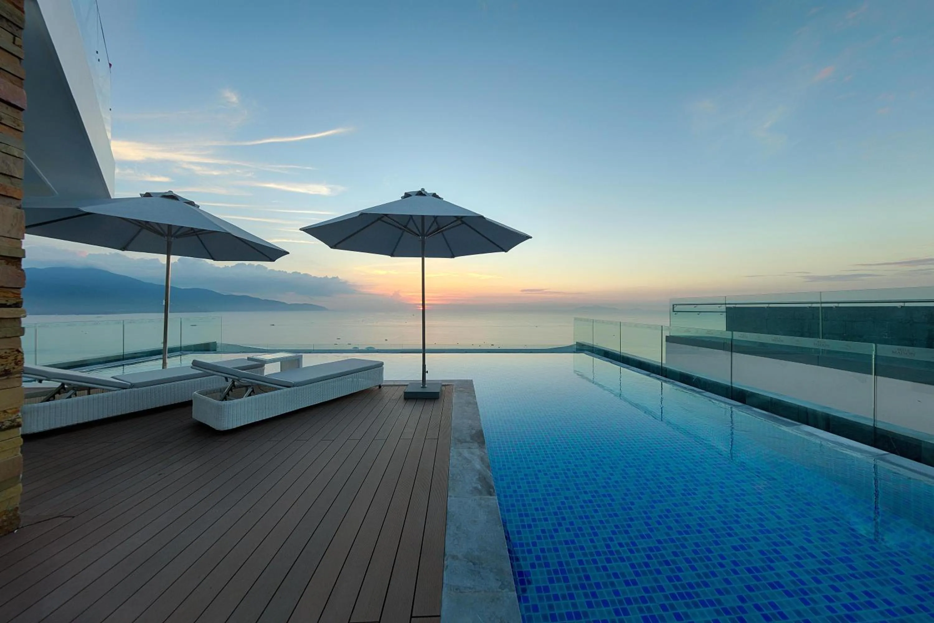 Swimming pool in Parosand Da Nang Hotel -Belle Maison Parosand Da Nang Hotel