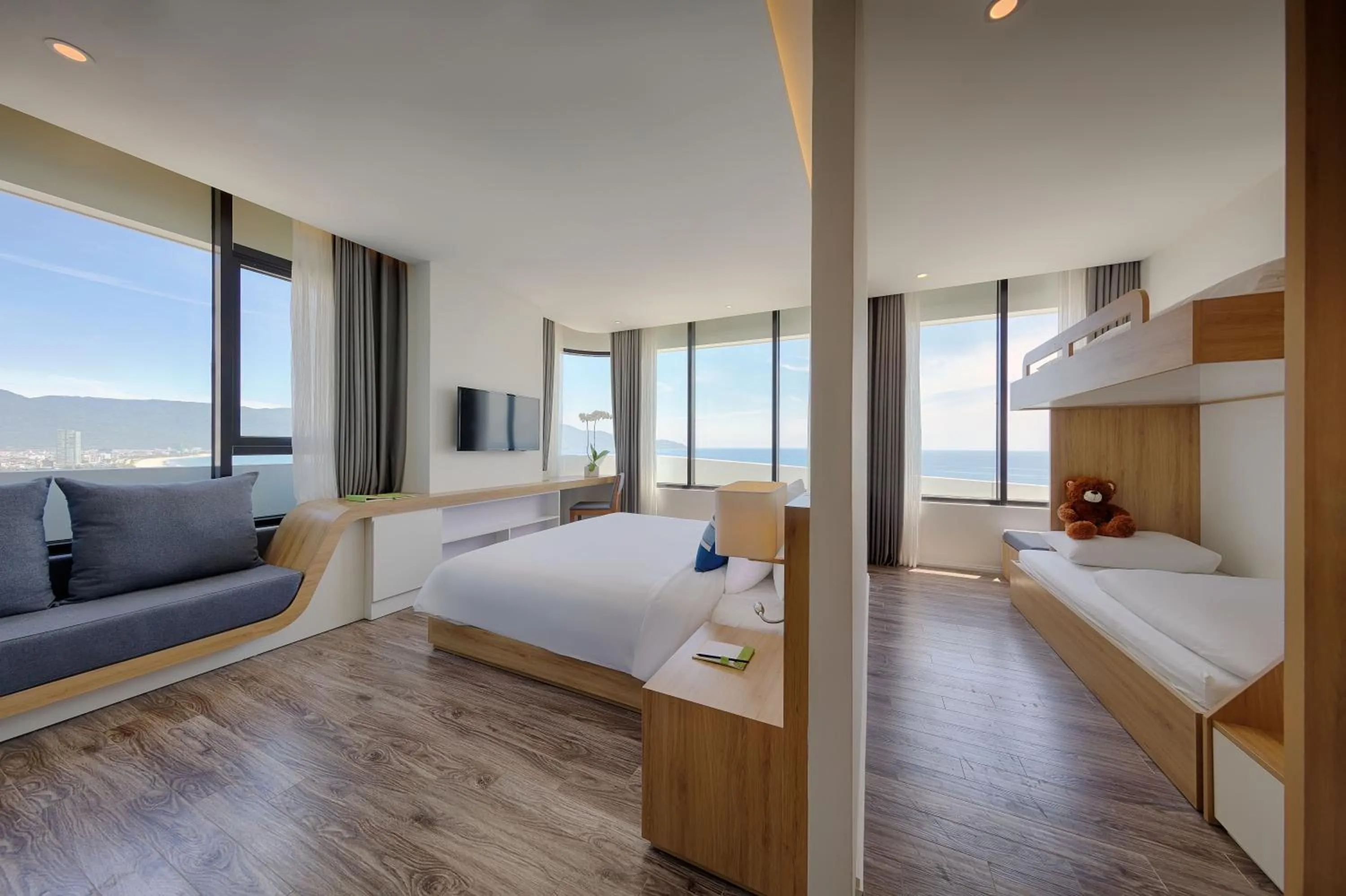 Photo of the whole room, Bed in Parosand Da Nang Hotel -Belle Maison Parosand Da Nang Hotel