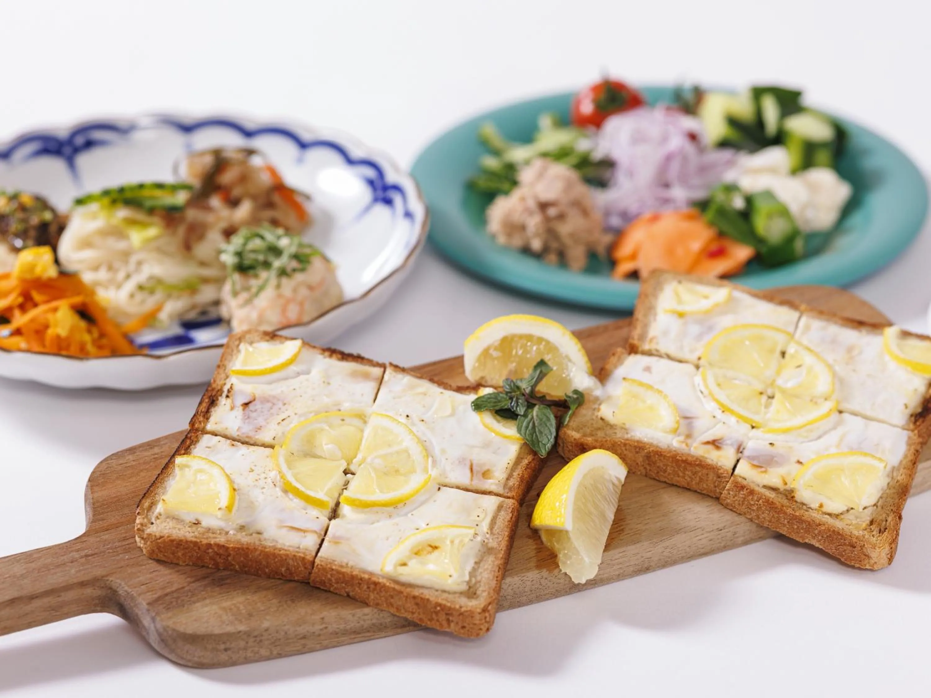 Breakfast in Hot Cross Point Santa Monica