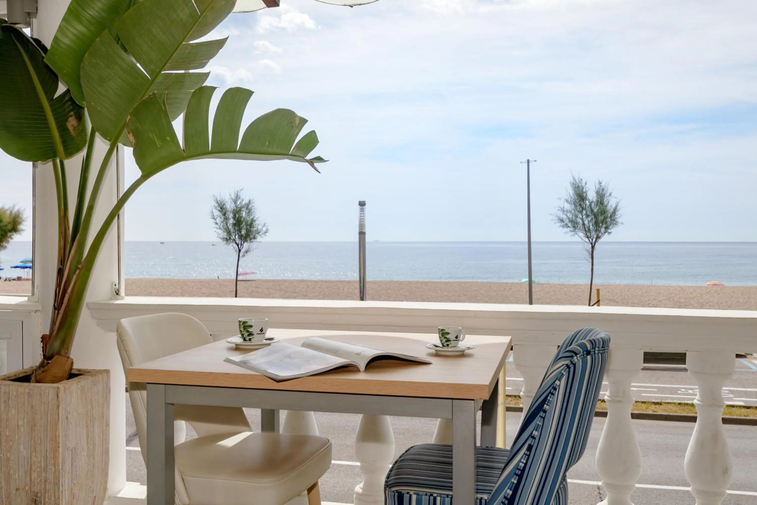 Lounge or bar in Hotel Horitzó by Pierre & Vacances