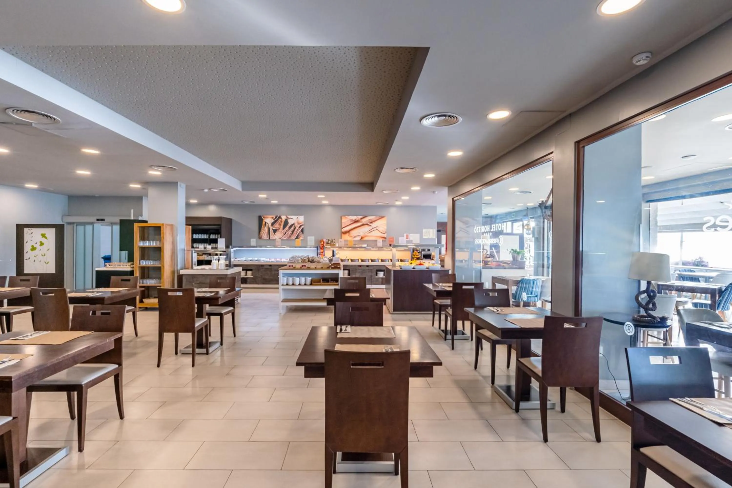 Breakfast in Hotel Horitzó by Pierre & Vacances