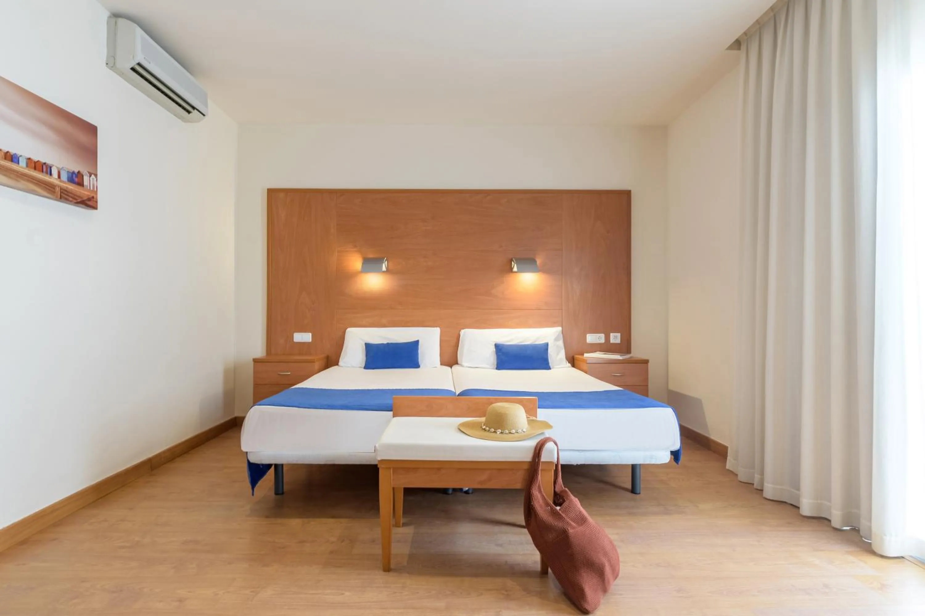 Bed in Hotel Horitzó by Pierre & Vacances