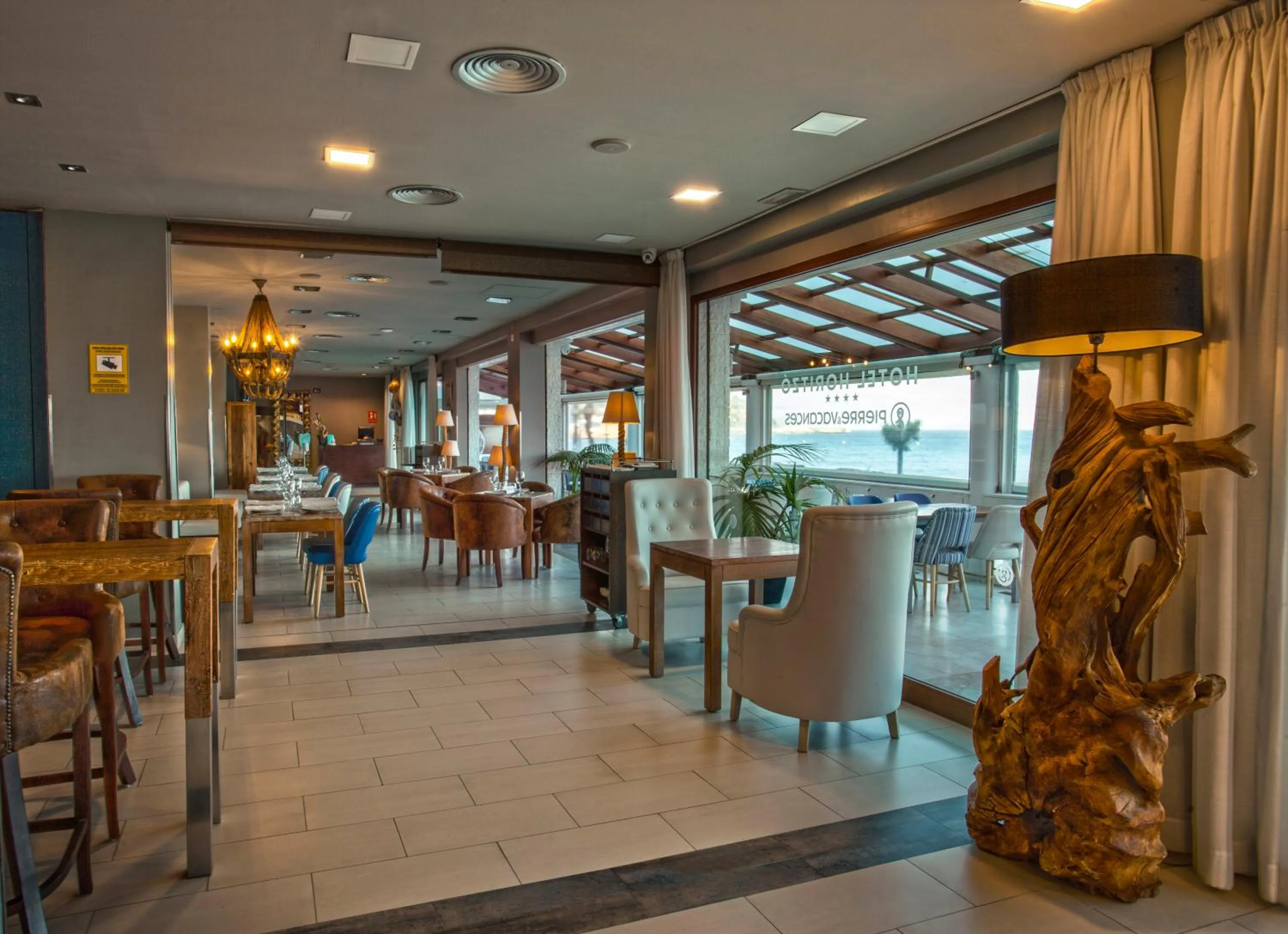 Restaurant/places to eat in Hotel Horitzó by Pierre & Vacances
