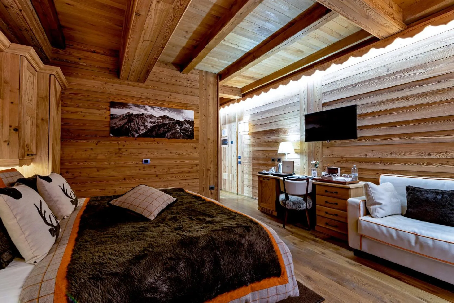 Bed in Fiocco di Neve Relais & SPA