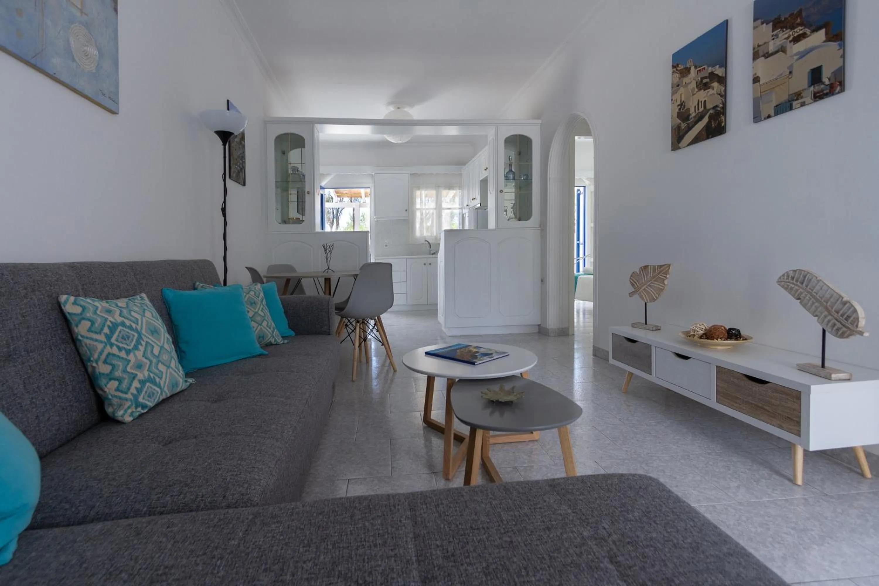 Seating area in Sea Sound White Katikies