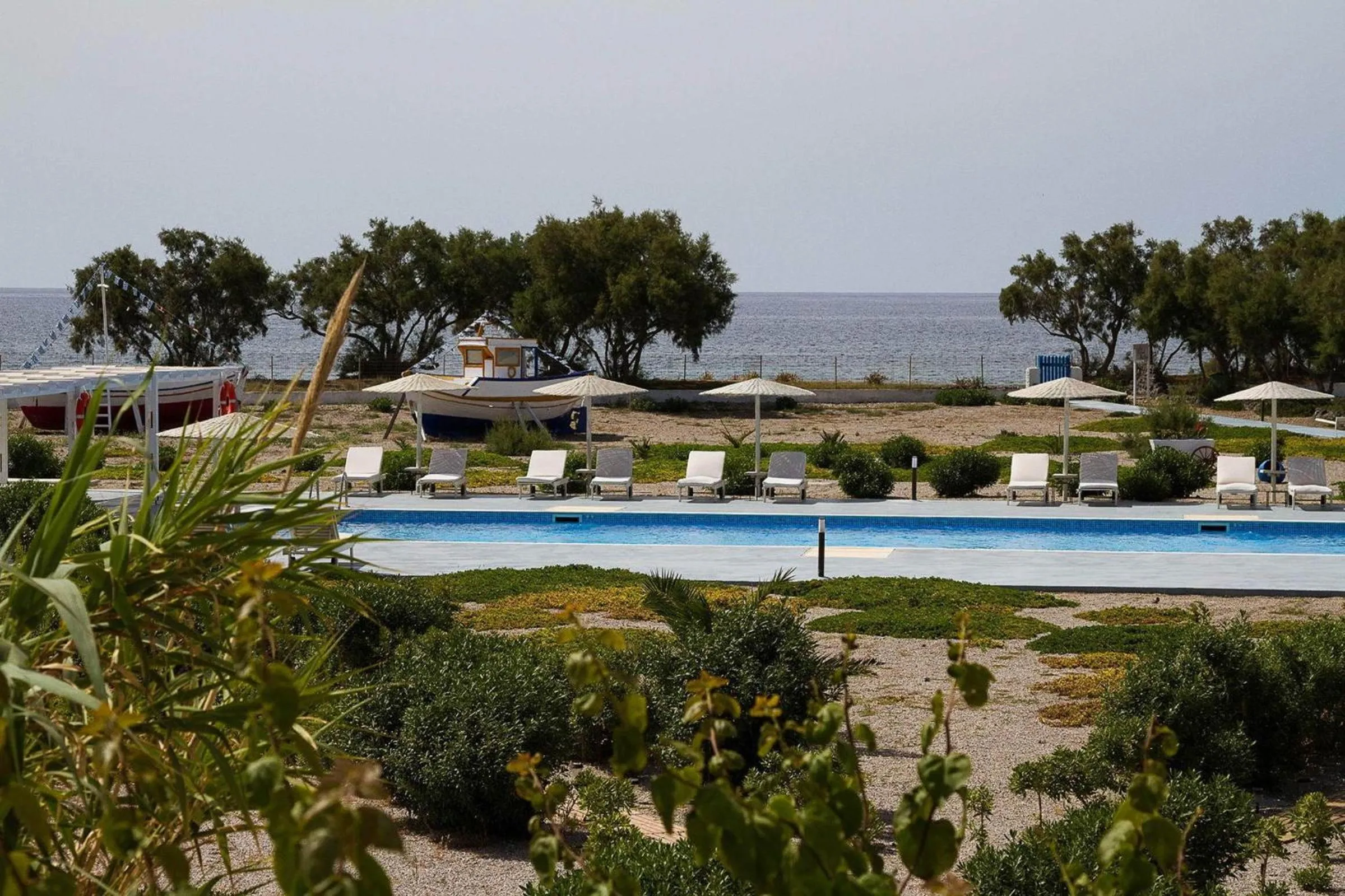 Swimming pool in Sea Sound White Katikies