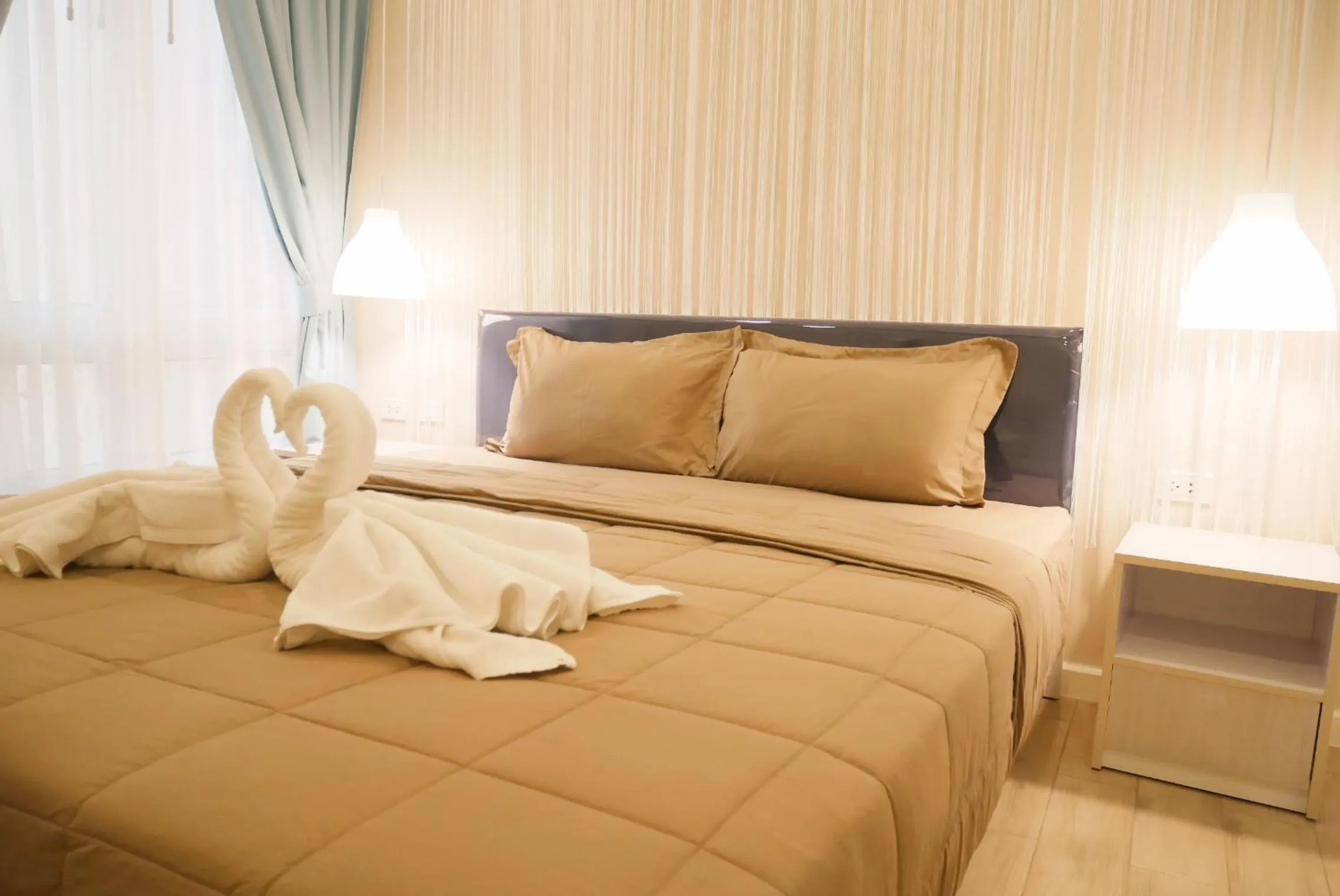 Bed in Seven Seas Resort Pattaya & Sofa bed