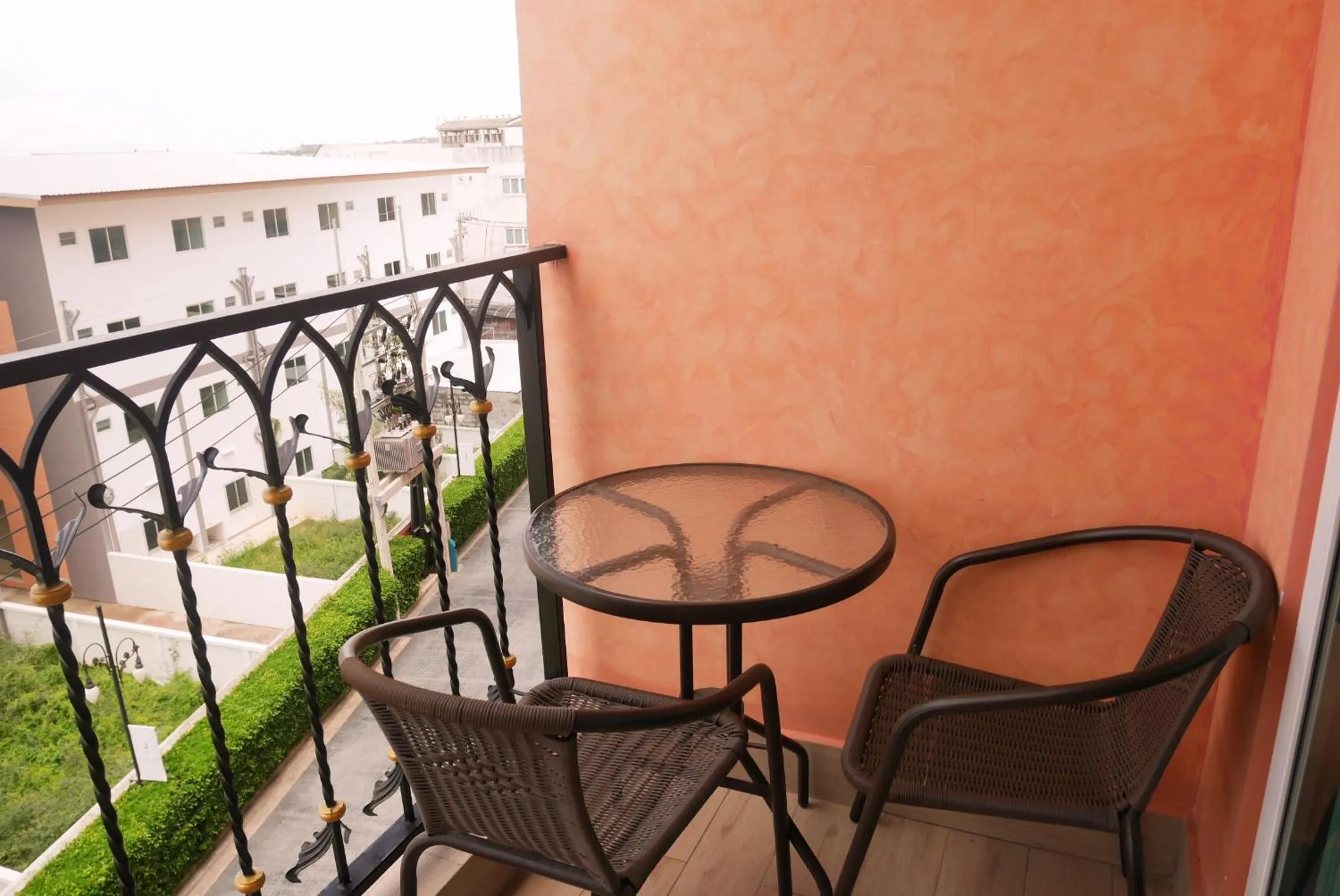 Seven Seas Resort Pattaya & Sofa bed