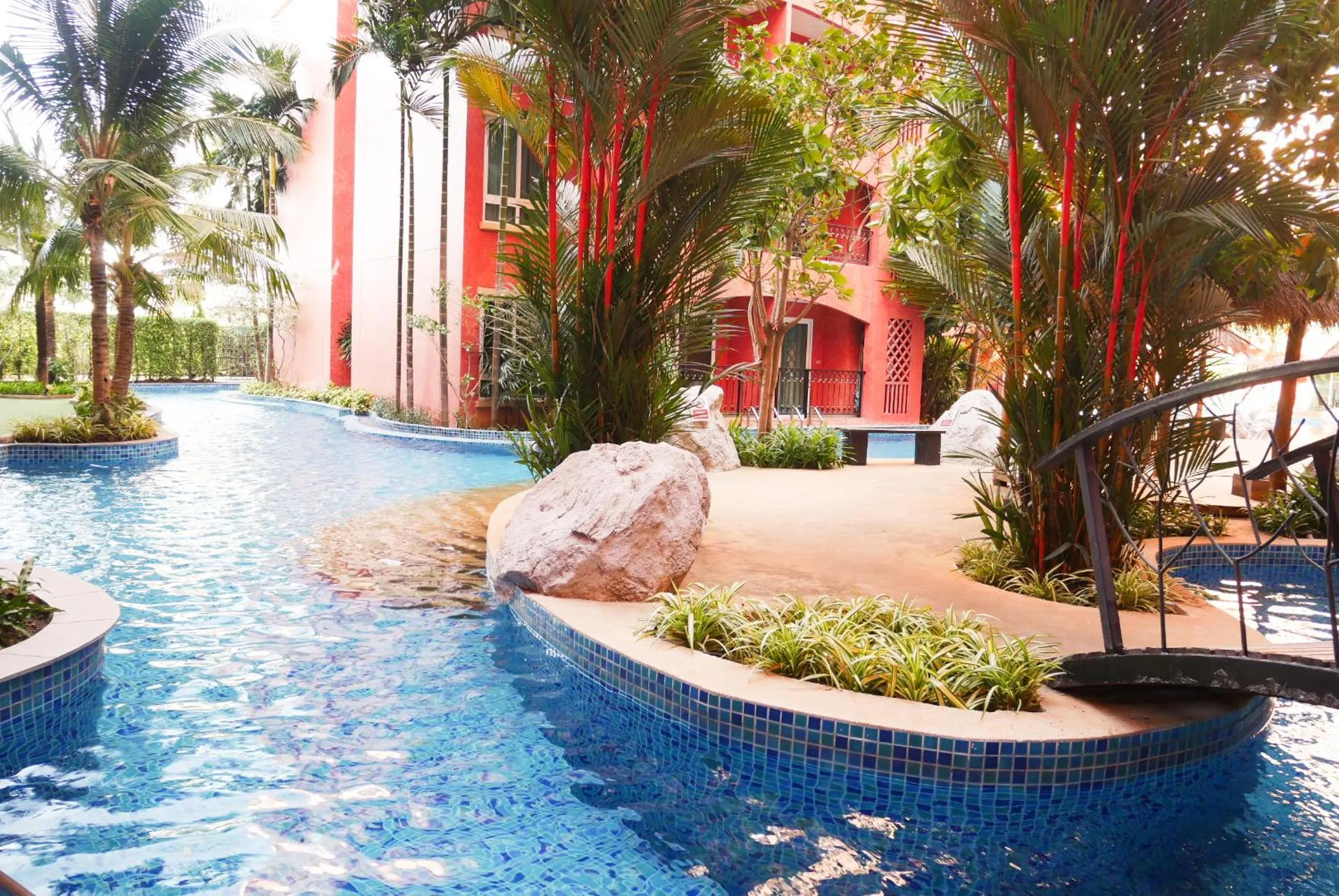 Seven Seas Resort Pattaya & Sofa bed