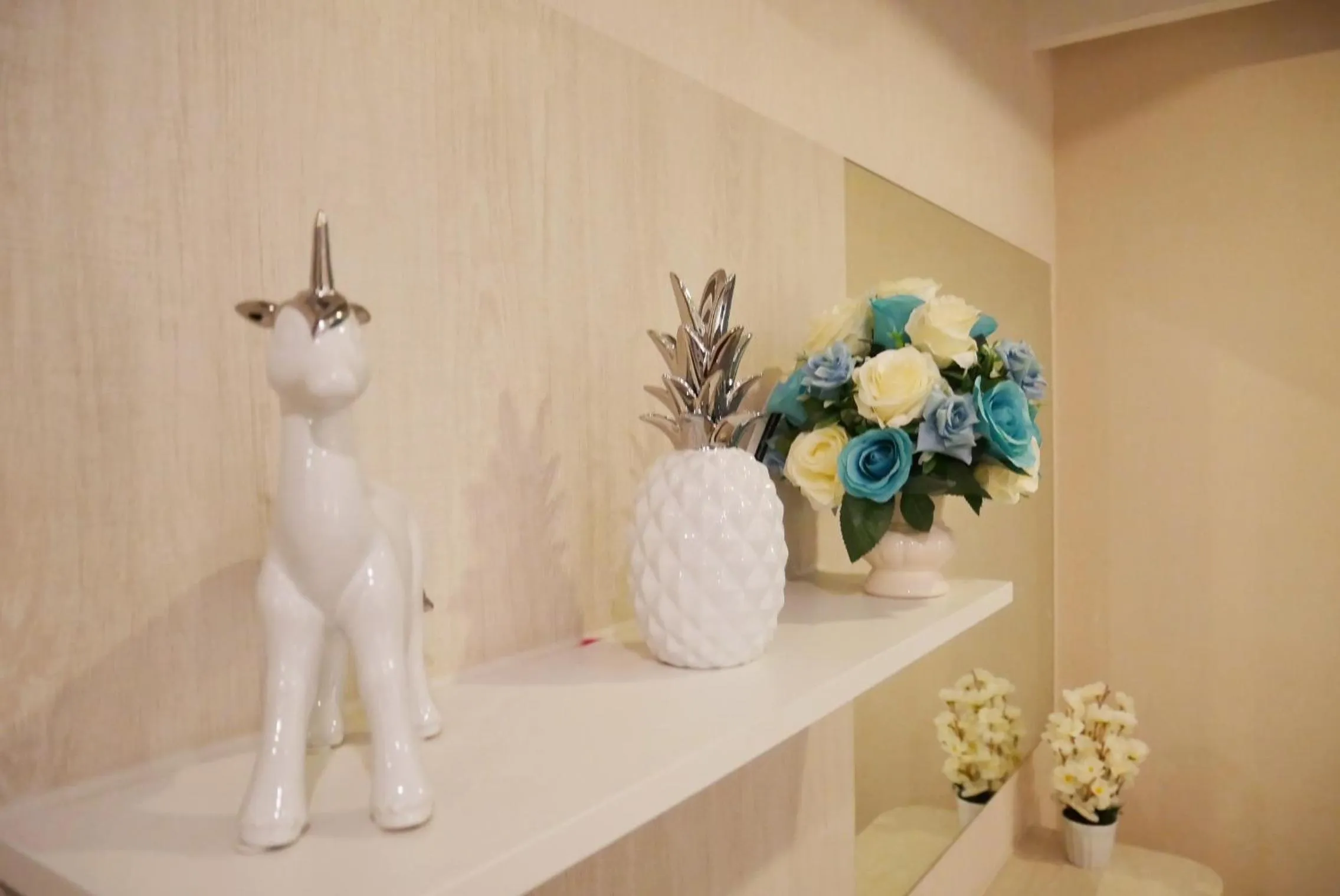 Seven Seas Resort Pattaya & Sofa bed