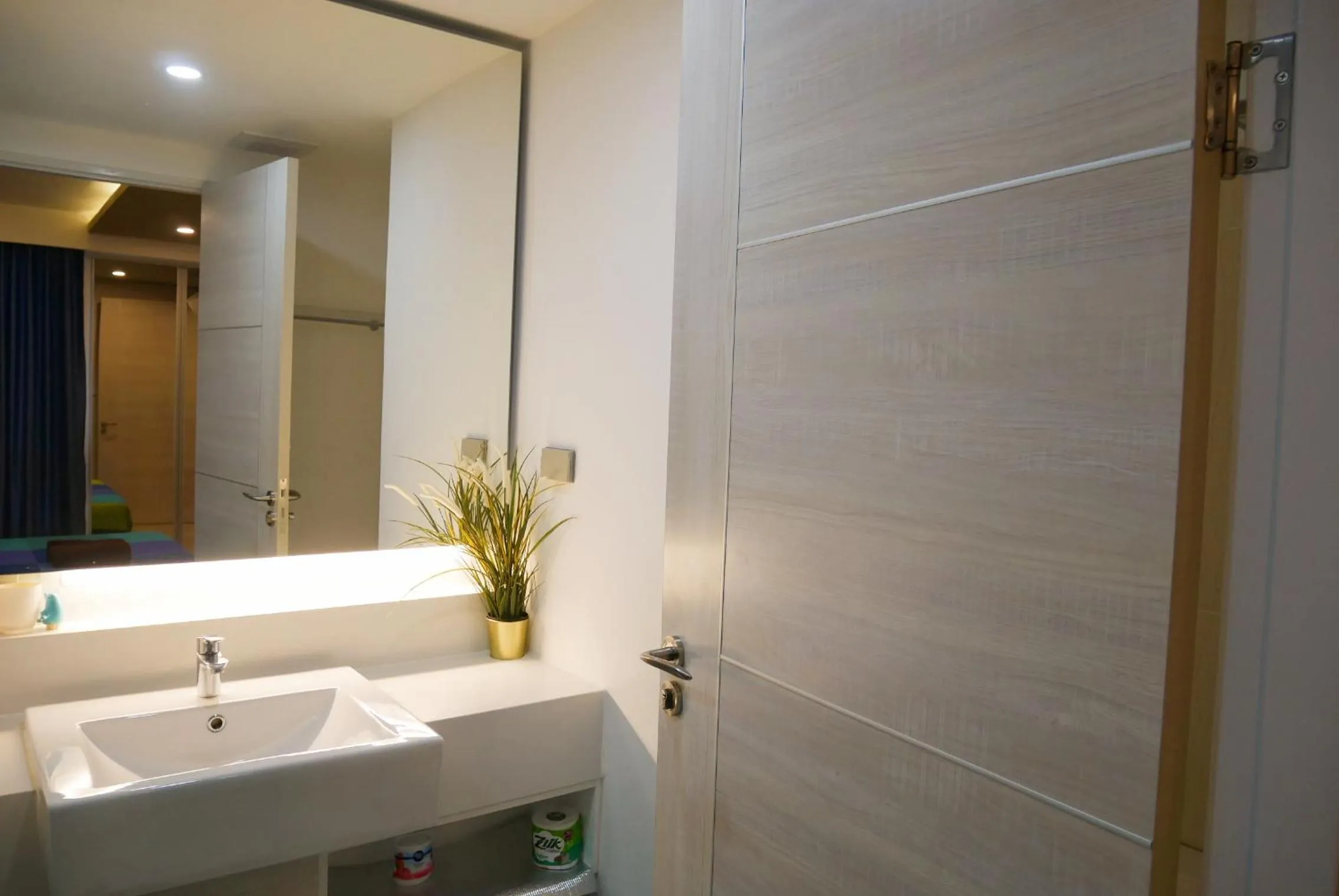 Seven Seas Resort Pattaya & Sofa bed