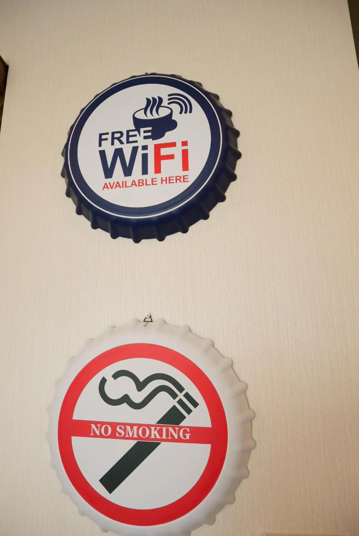 Seven Seas Resort Pattaya & Sofa bed