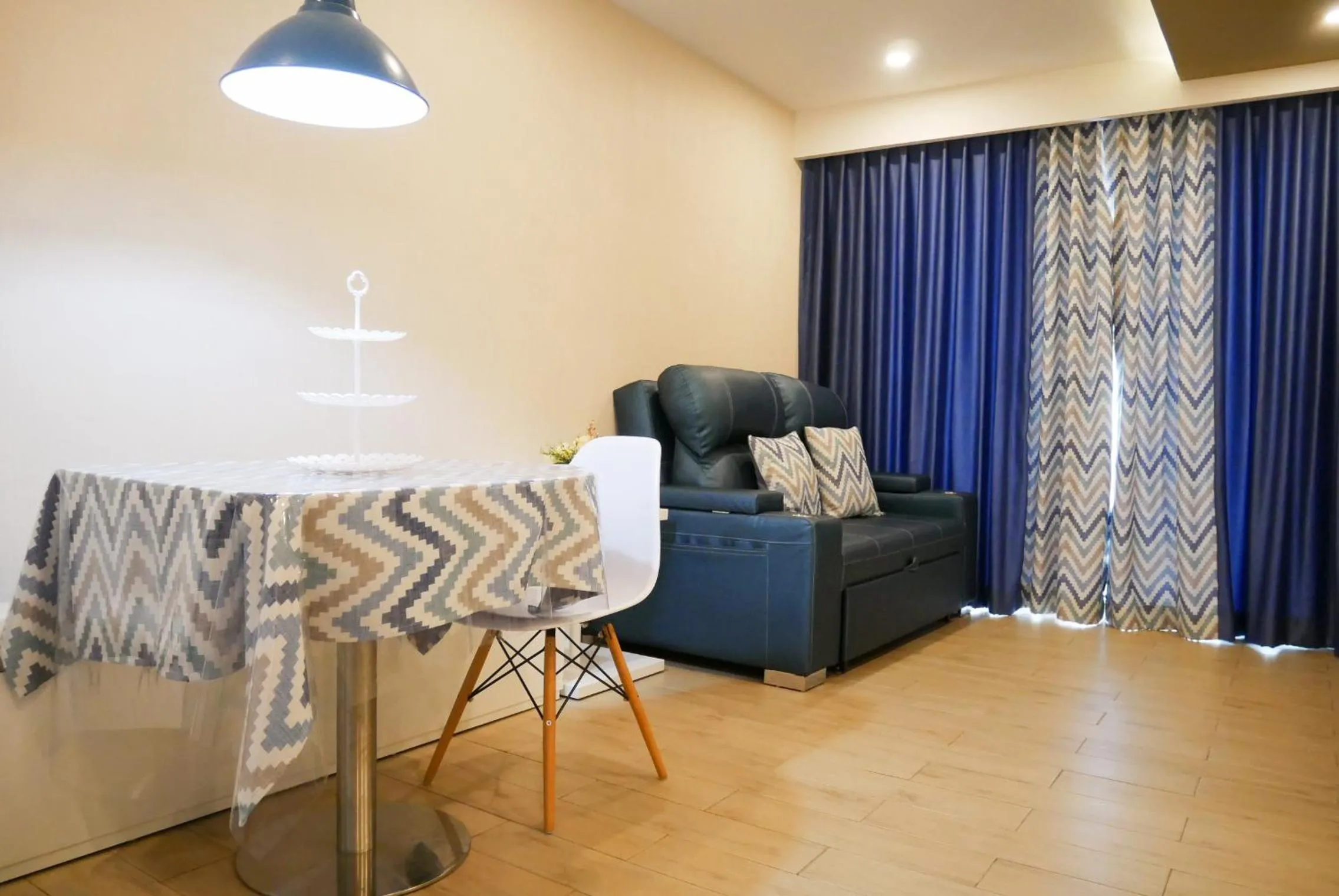 Seven Seas Resort Pattaya & Sofa bed