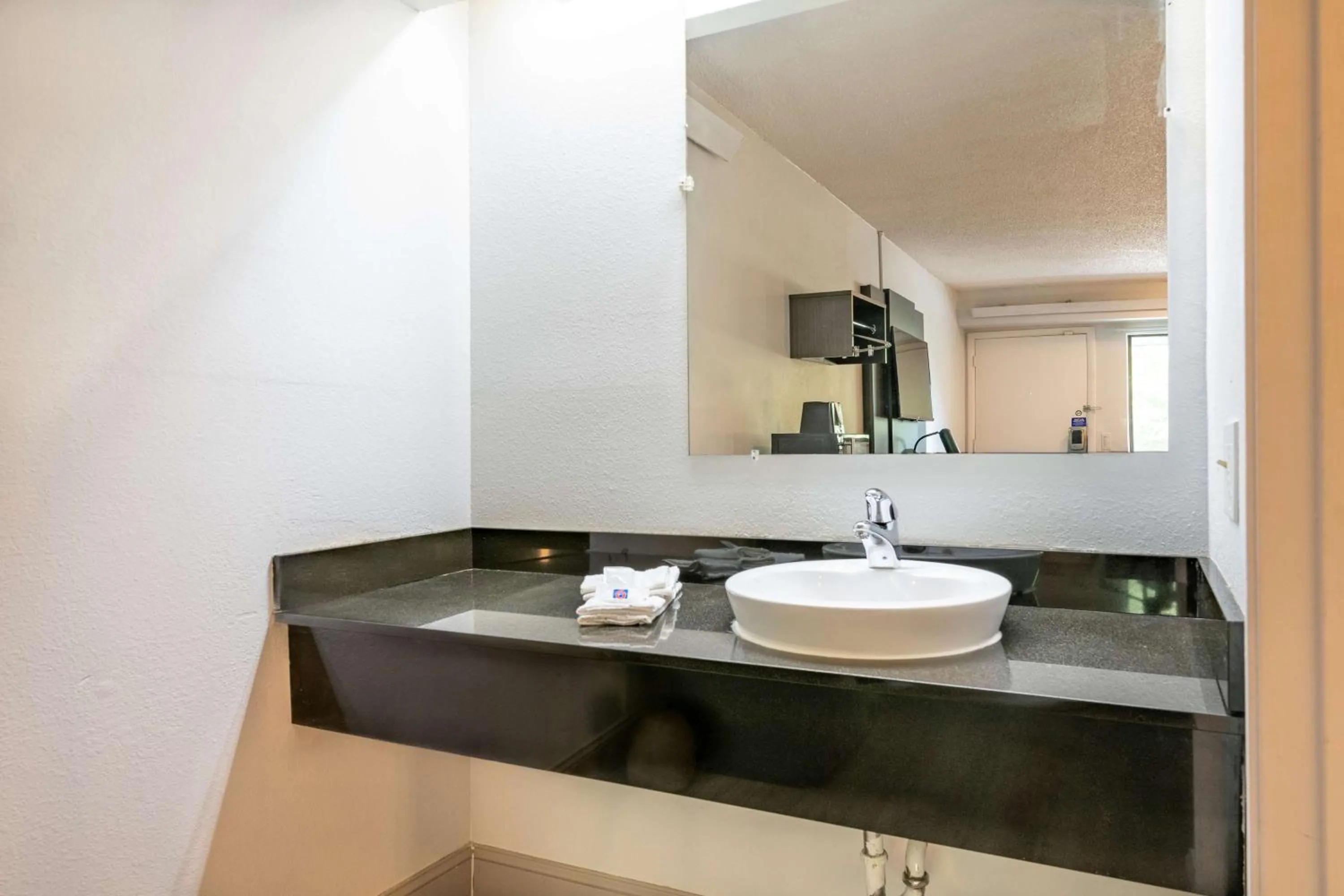 Bathroom in Motel 6-Charlotte, NC - Coliseum