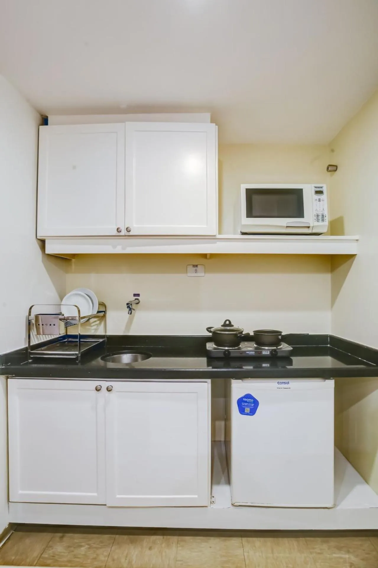 kitchen in Roomo Transamerica SP Itaim Bibi