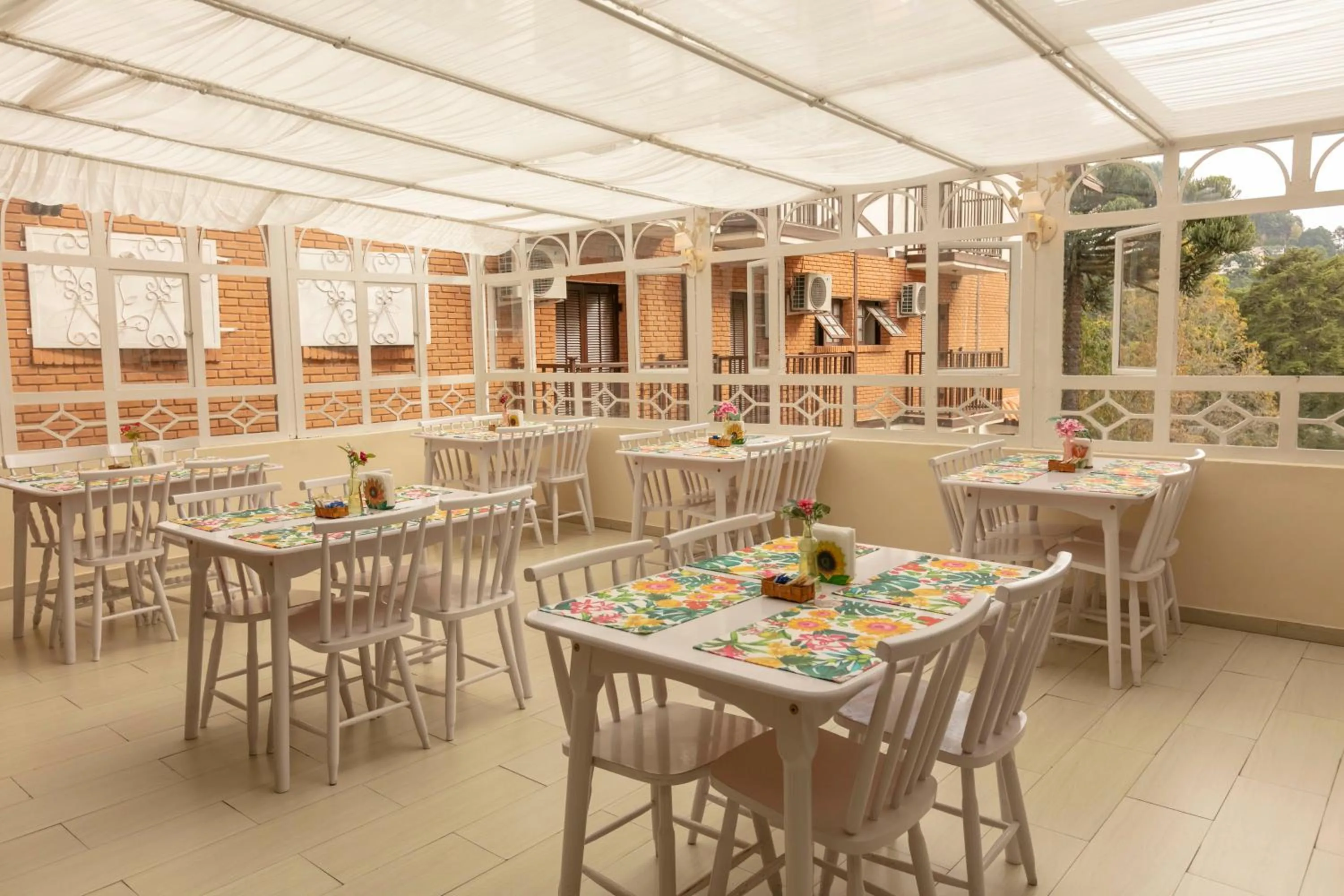 Restaurant/places to eat in Pousada das Hortênsias