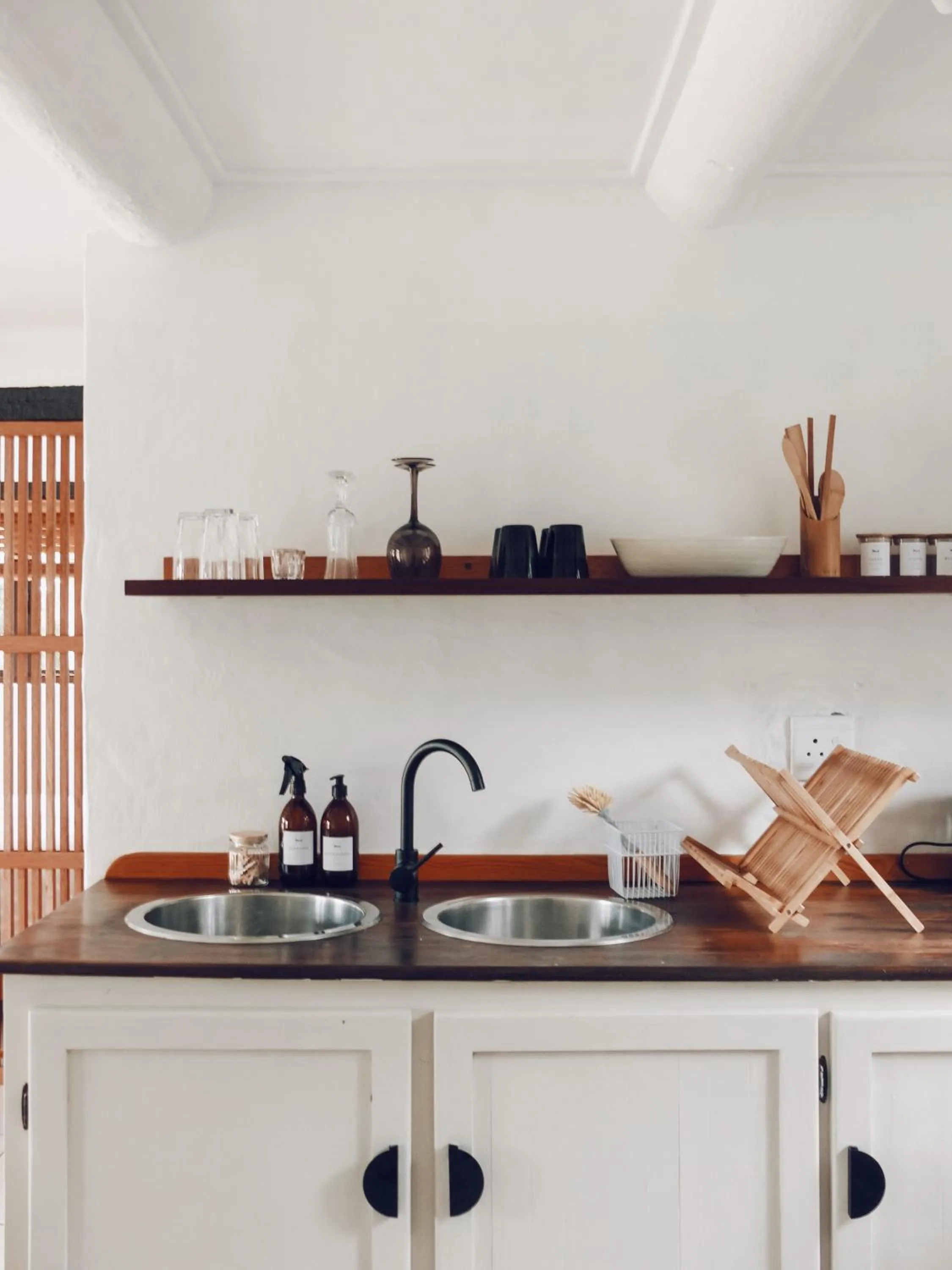 Kitchen or kitchenette in Stanley Island