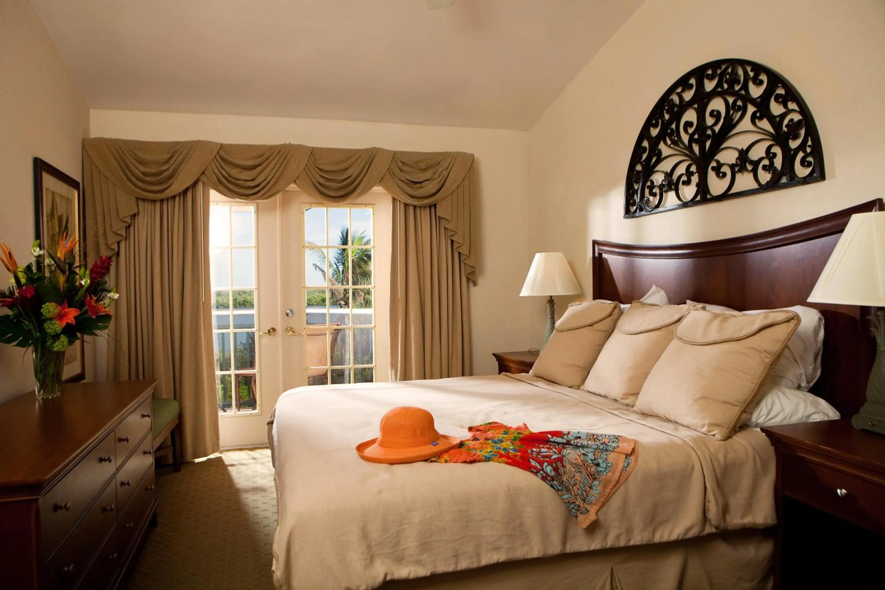 Bedroom, Bed in Tween Waters Island Resort & Spa