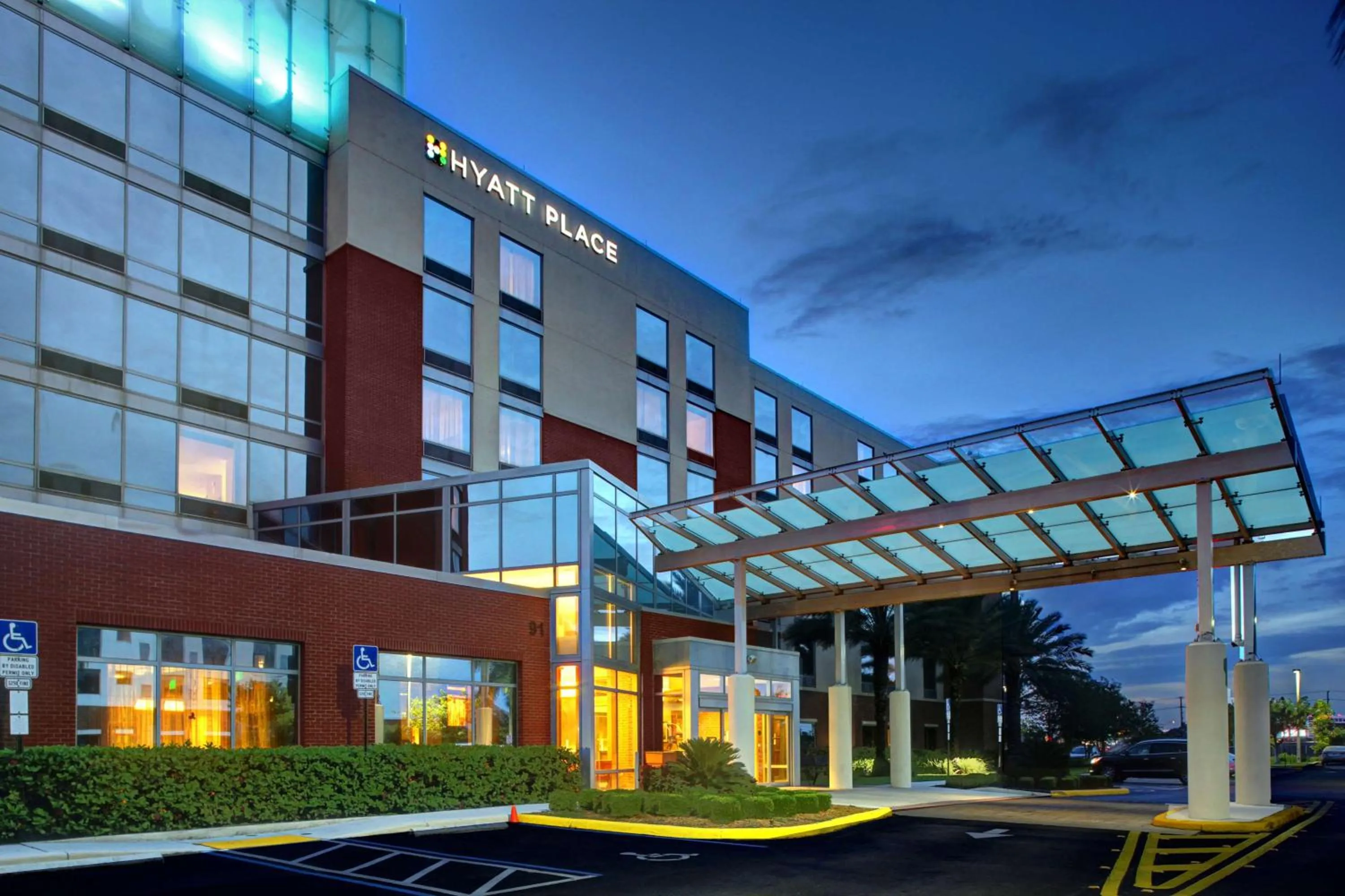 Property building in Hyatt Place Fort Lauderdale Airport/Cruise Port