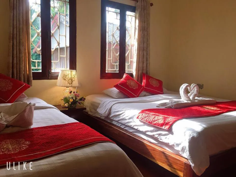 Bed in Soutikone Place House 2