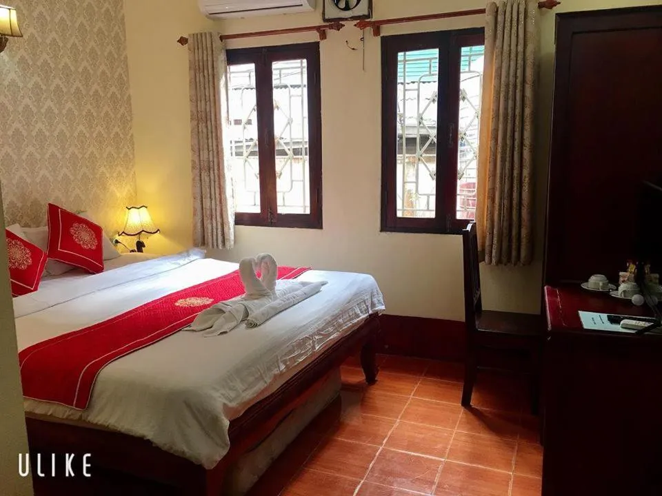 Bed in Soutikone Place House 2