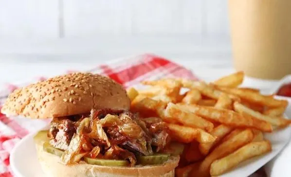 Restaurant/places to eat in Cayucos Beach Inn