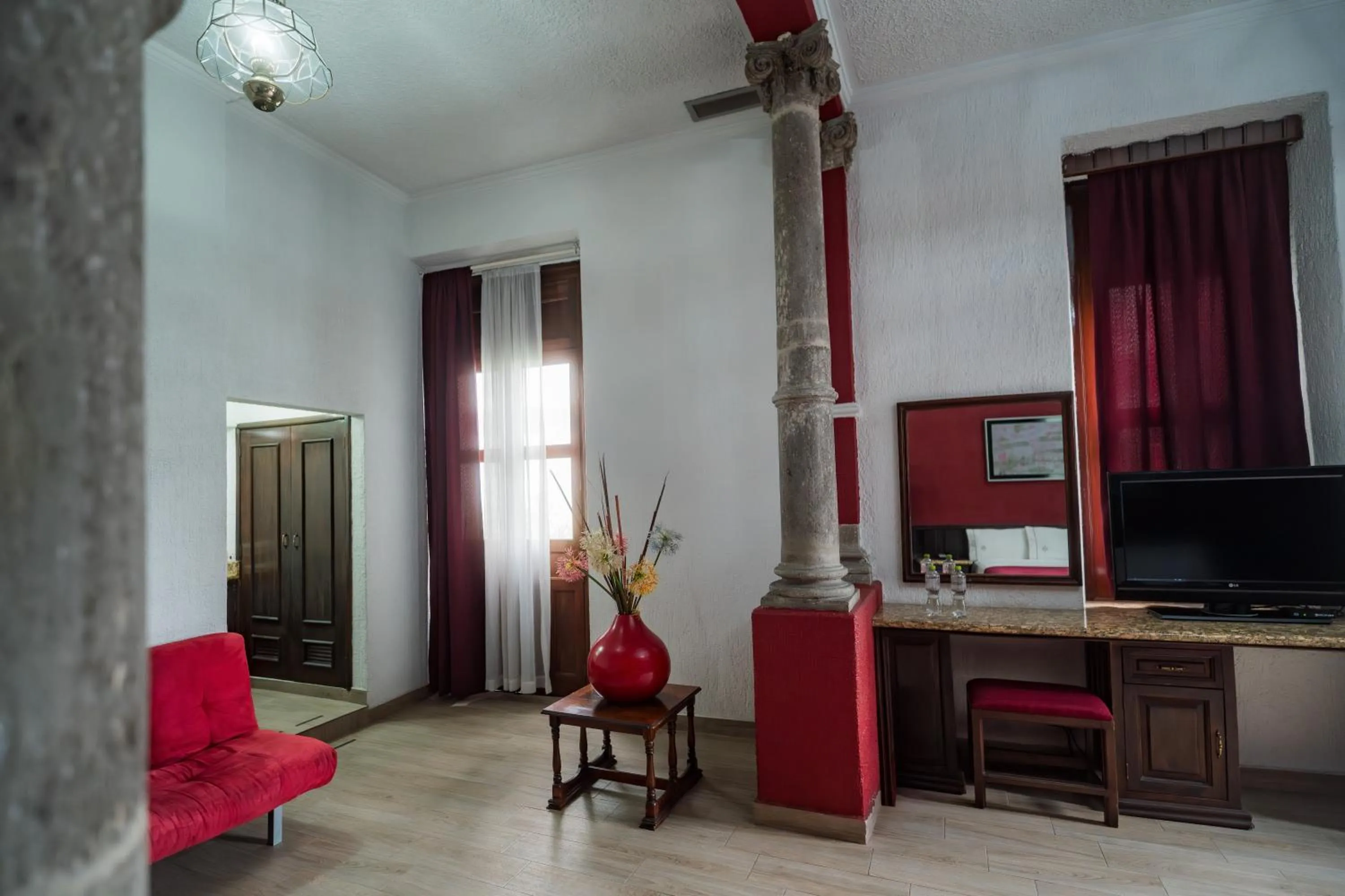 Hotel Don Quijote Plaza - Guadalajara Centro Historico