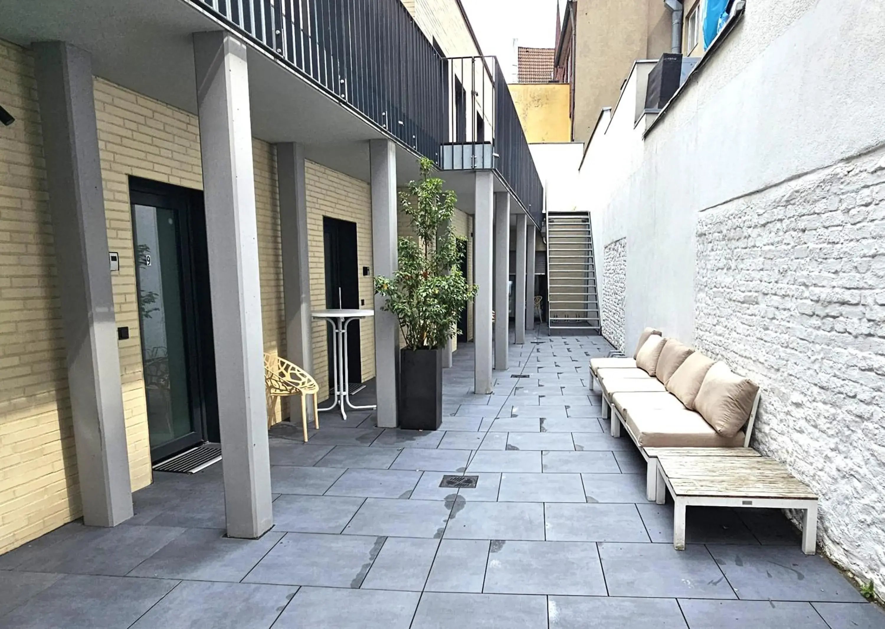 Deluxe Two-Bedroom Apartment with Garden View in Old Town Apartments Deluxe Two-Bedroom Apartment with Garden View in Old Town Apartments