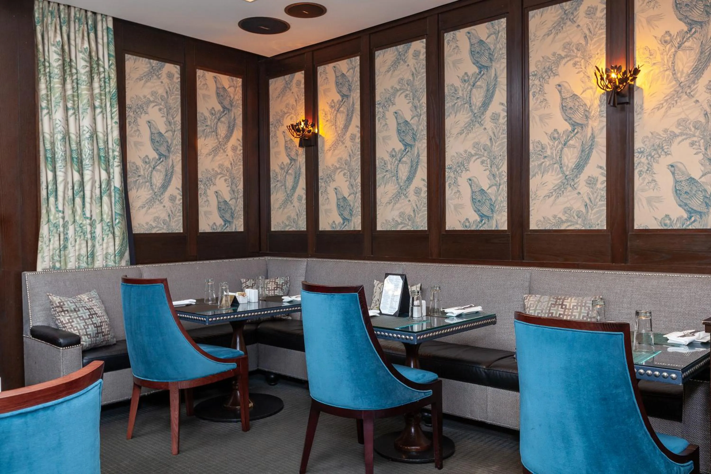 Restaurant/places to eat in Fitzpatrick Manhattan