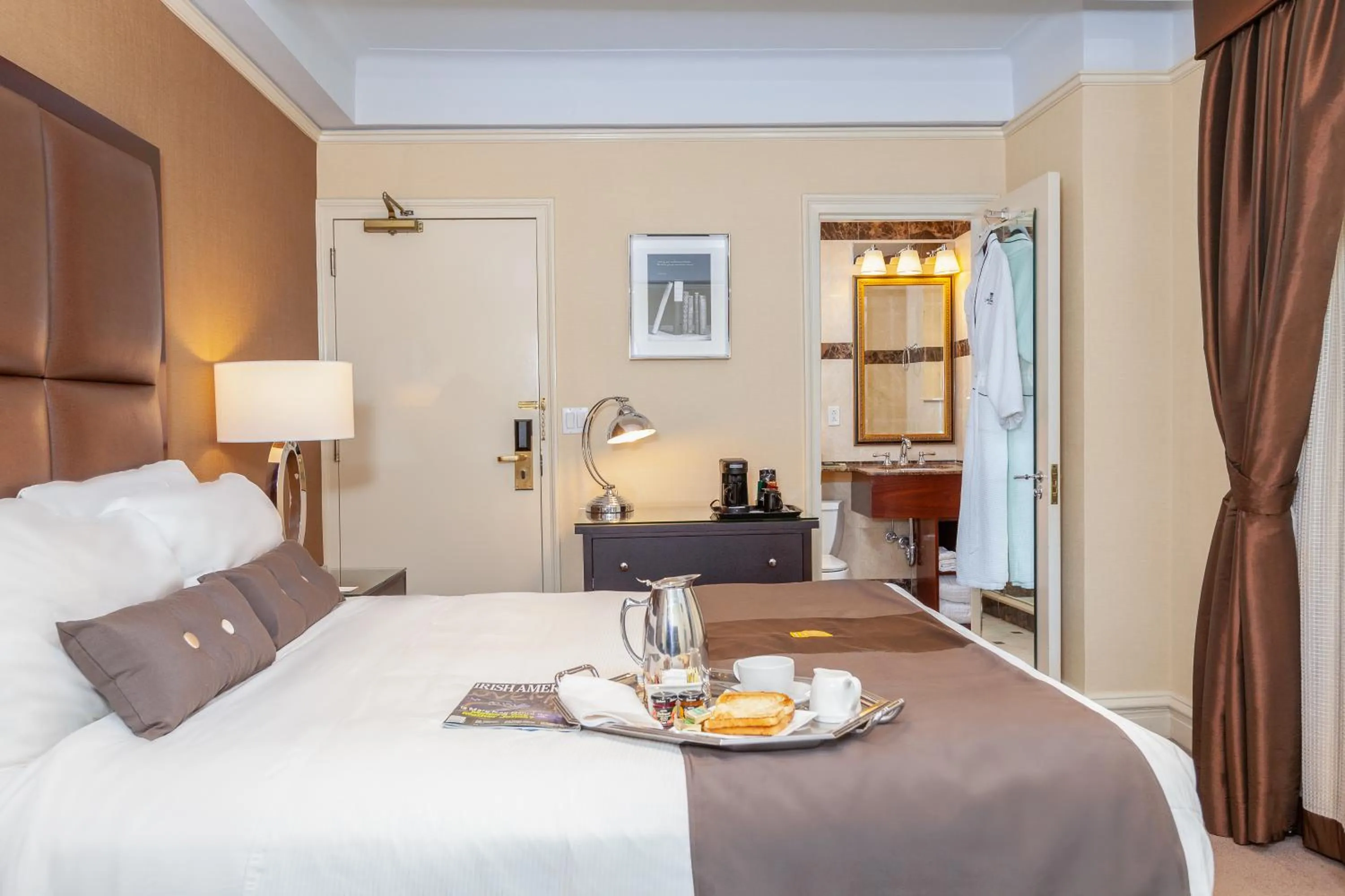 Bed in Fitzpatrick Manhattan