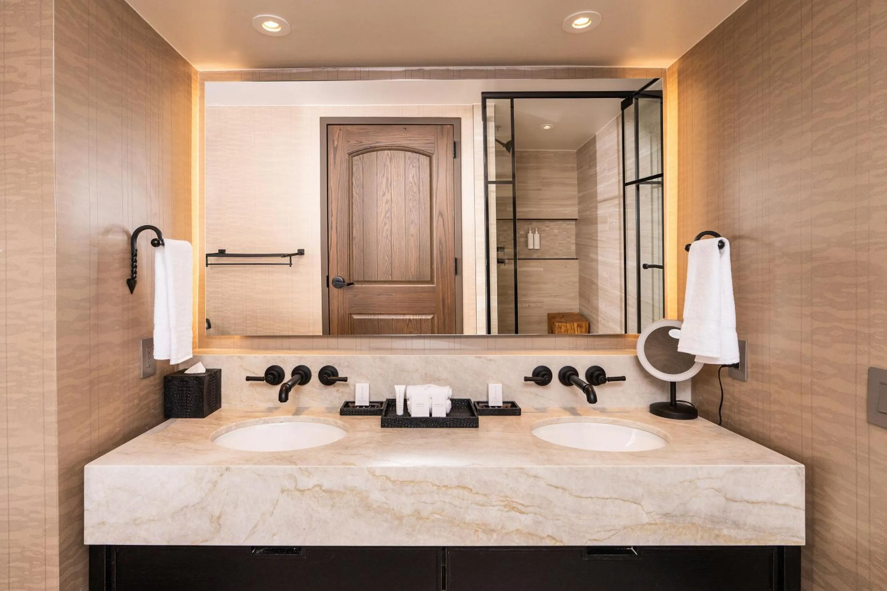 Bathroom in Silverton Casino Lodge