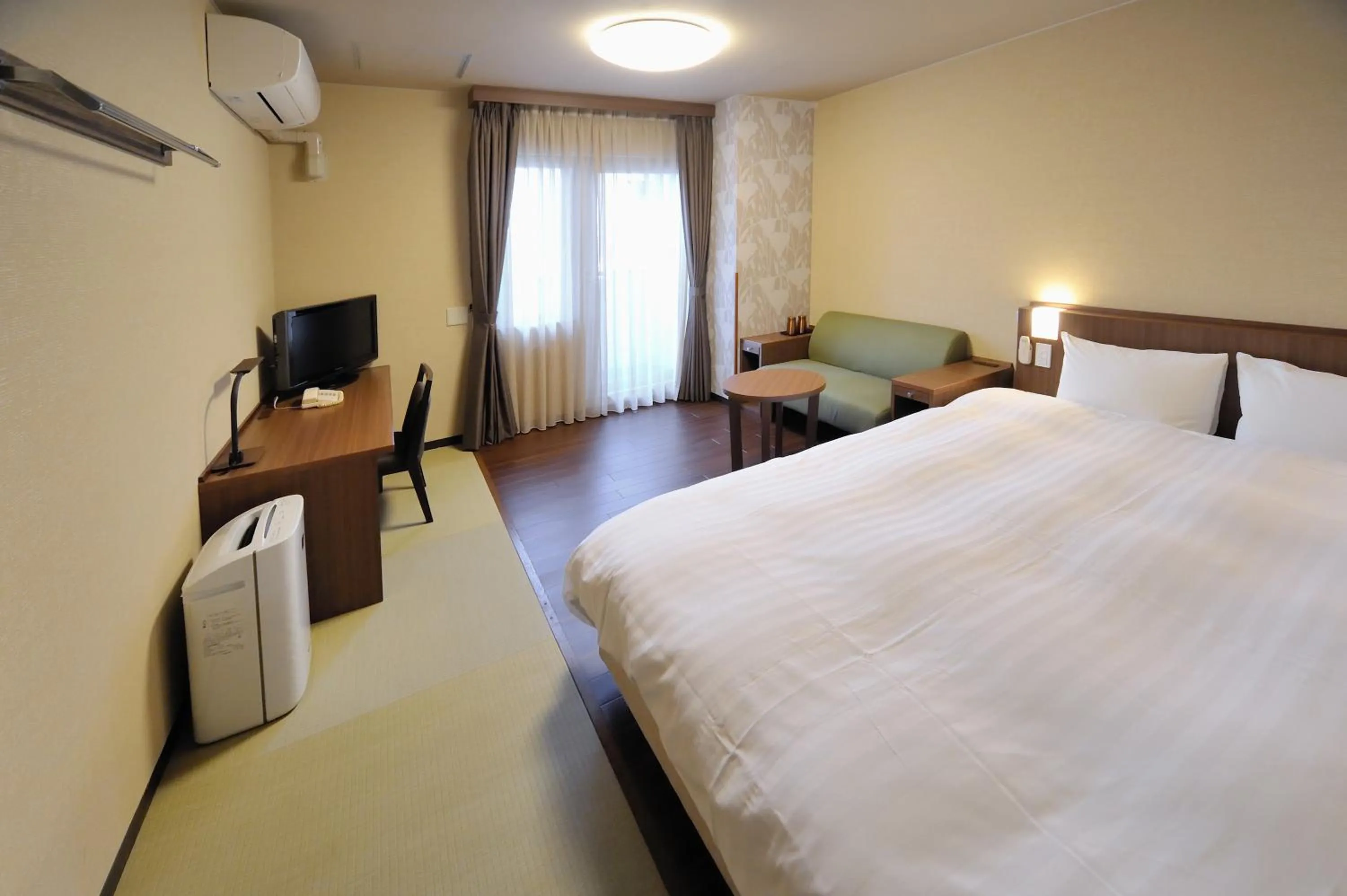 Photo of the whole room, Bed in Dormy Inn EXPRESS Asakusa