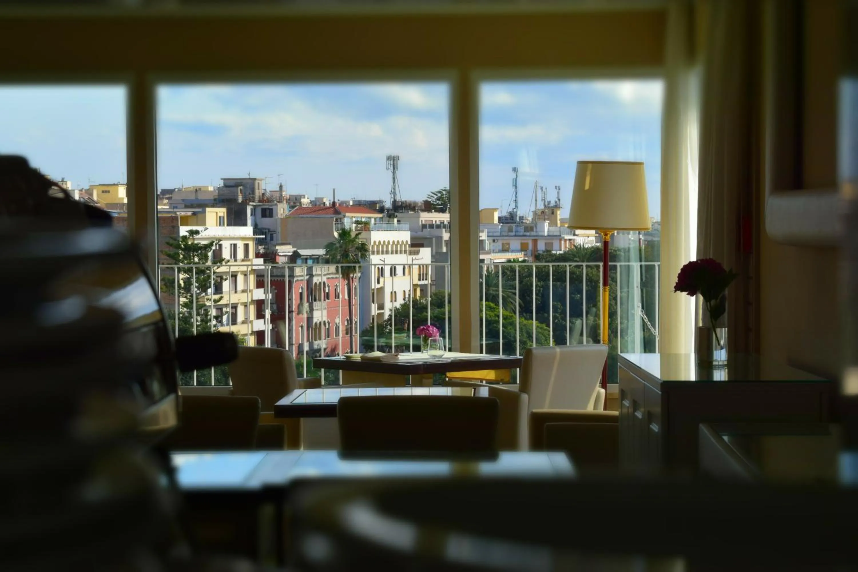 Restaurant/places to eat in Grand Hotel Excelsior