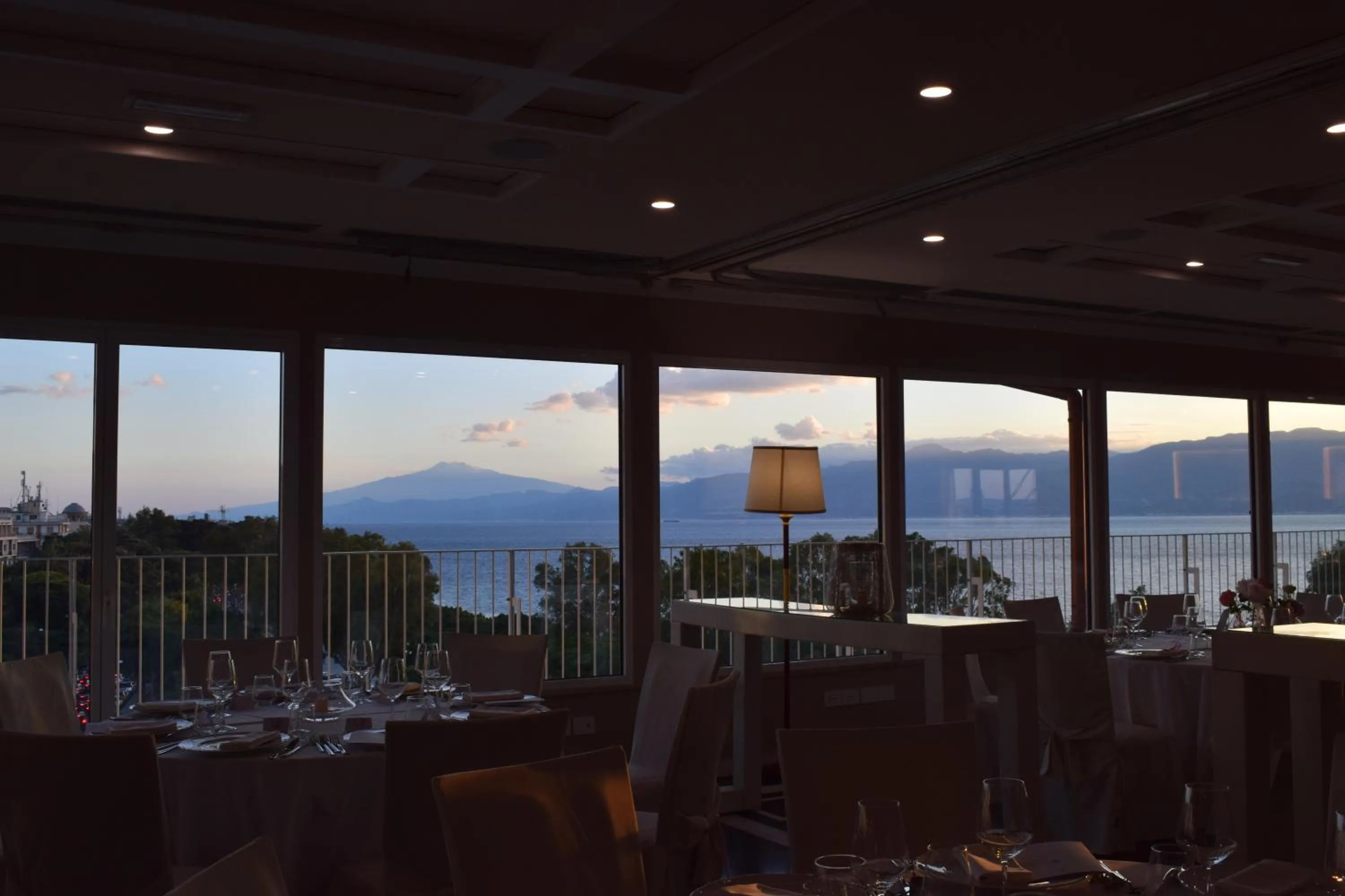 Restaurant/places to eat in Grand Hotel Excelsior