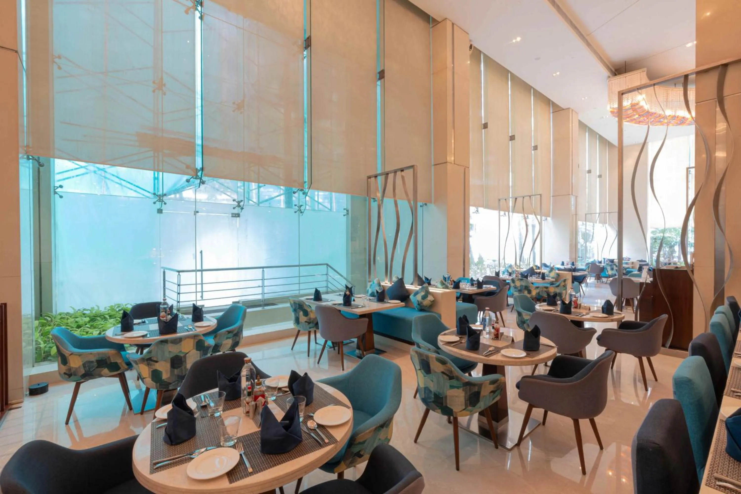 Holiday Inn Mumbai International Airport by IHG