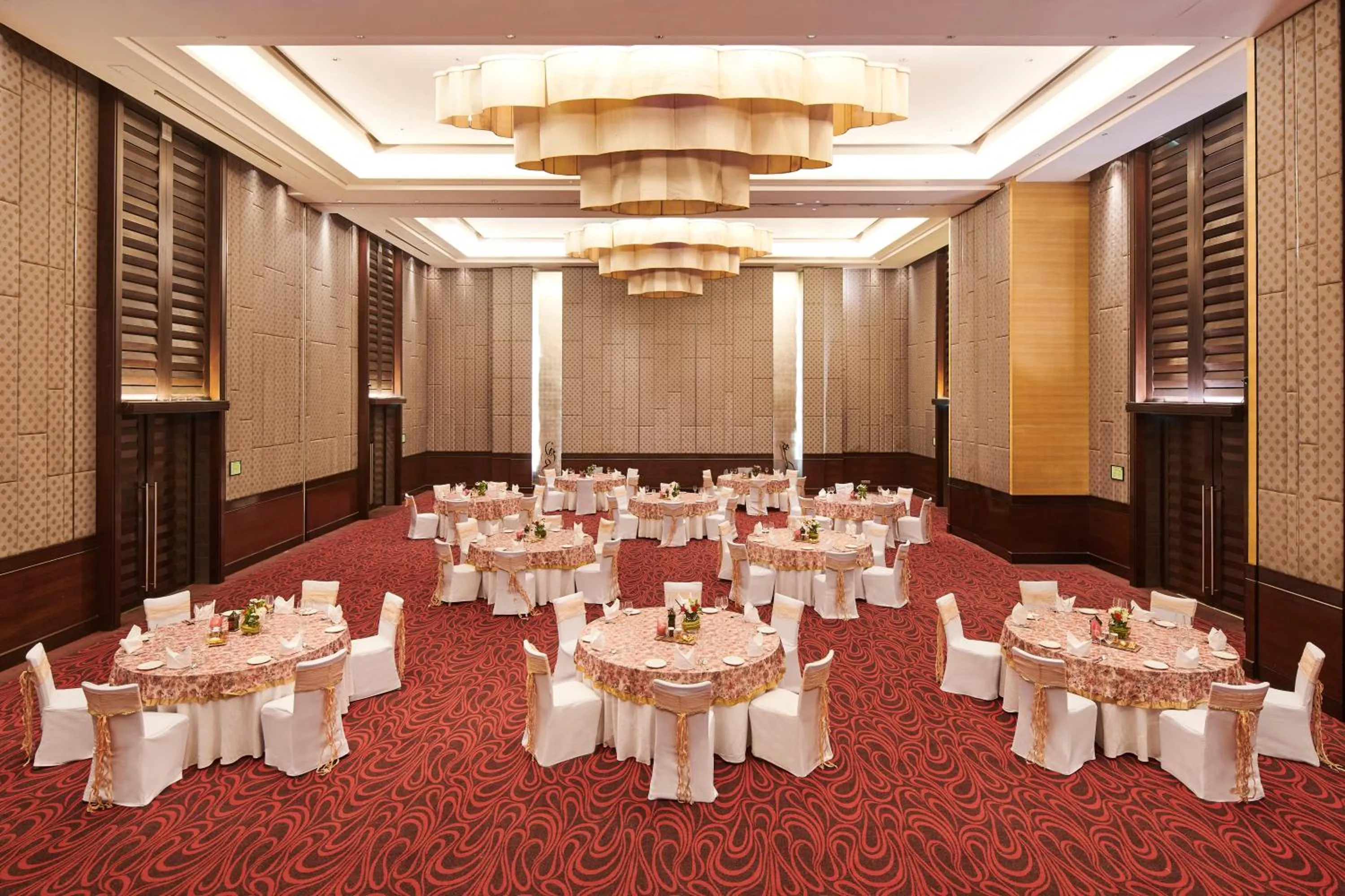Banquet/Function facilities in Holiday Inn Mumbai International Airport by IHG